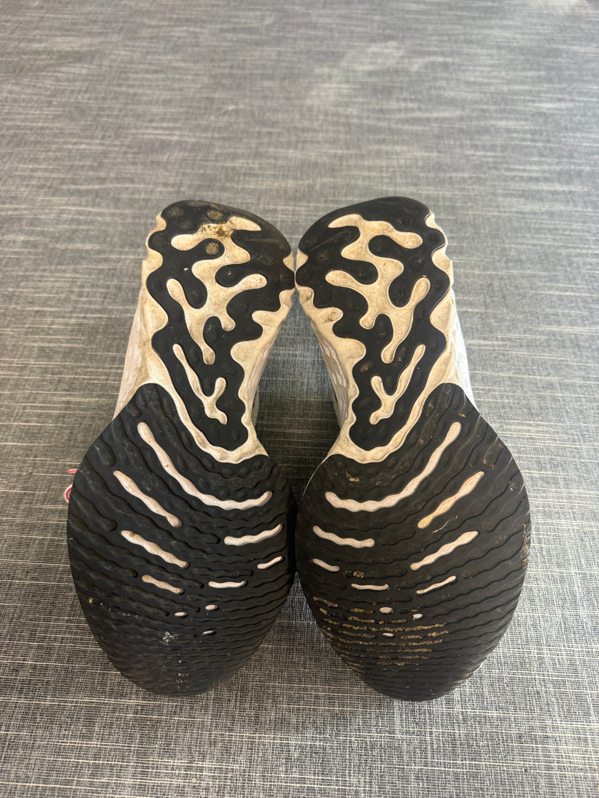 Nike Women's React Leopard Print Running Shoes UK 7 Cream & Black image 7