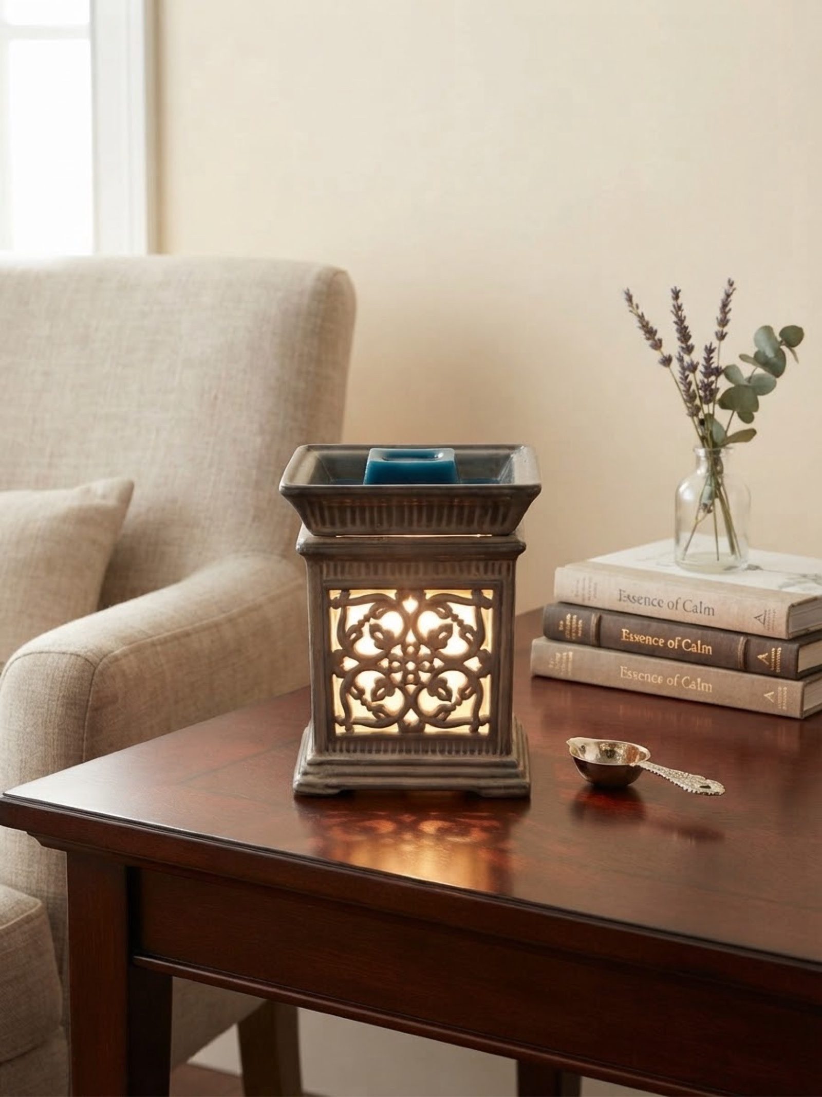Ceramic Grey Decorative Oil Warmer with Cutout Design image 2