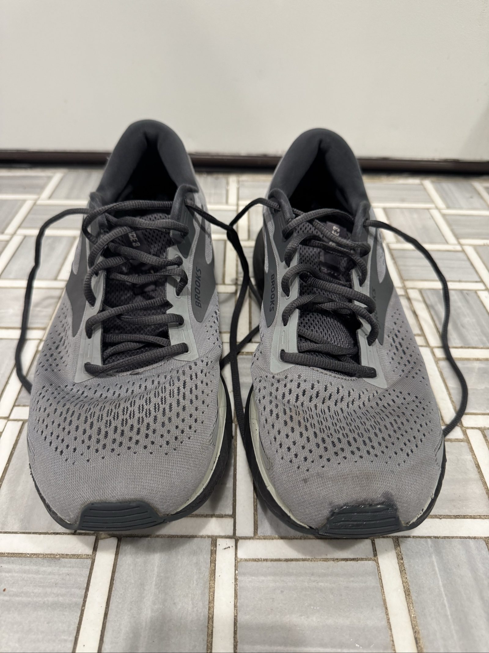 Men’s Brooks Trace 3 Running Shoes – Gray Black – 13 D Medium