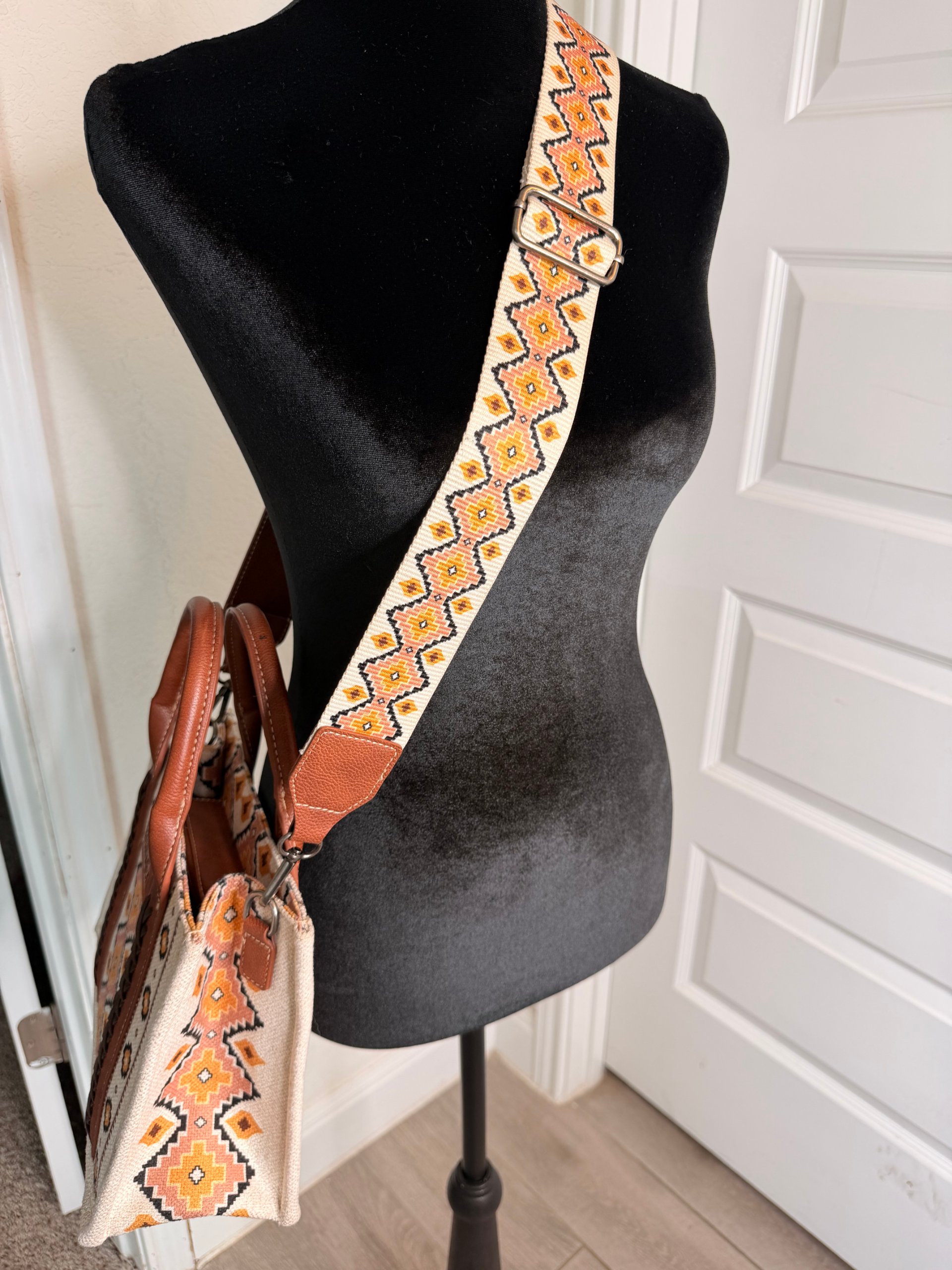 Wrangler Brand Beige & Brown Aztec Pattern Tote Bag image 5