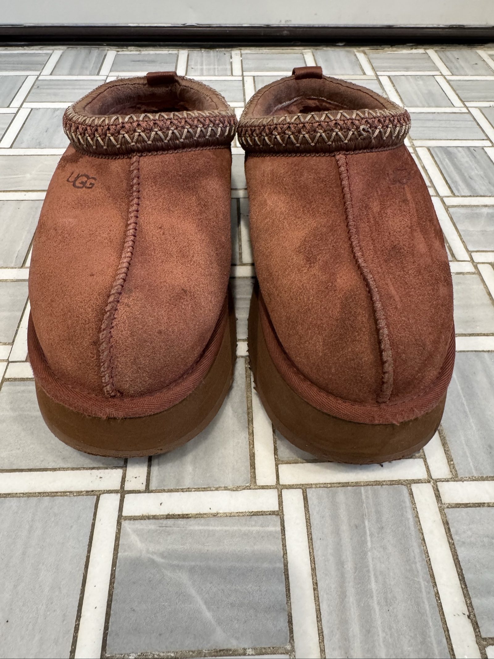 Women’s UGG Tazz Platform Slippers - Red Jasper - Size 8