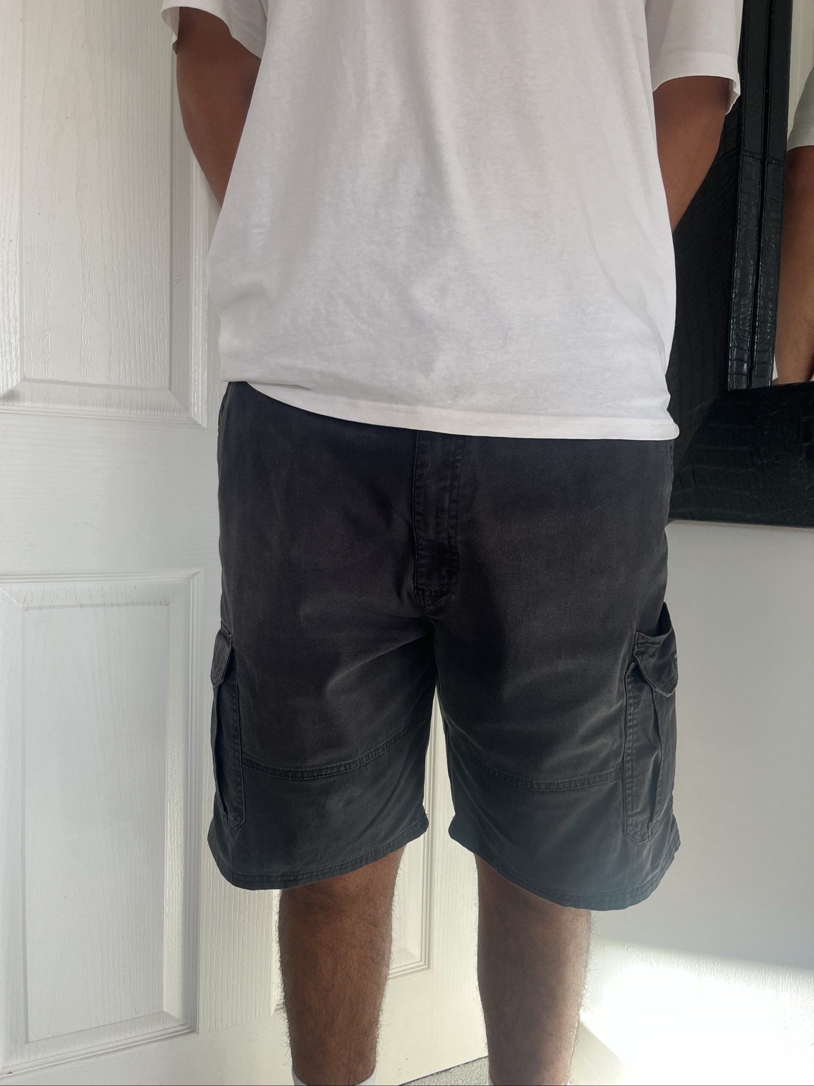 Wrangler Black Relaxed Fit Cargo Shorts L 34W image 2