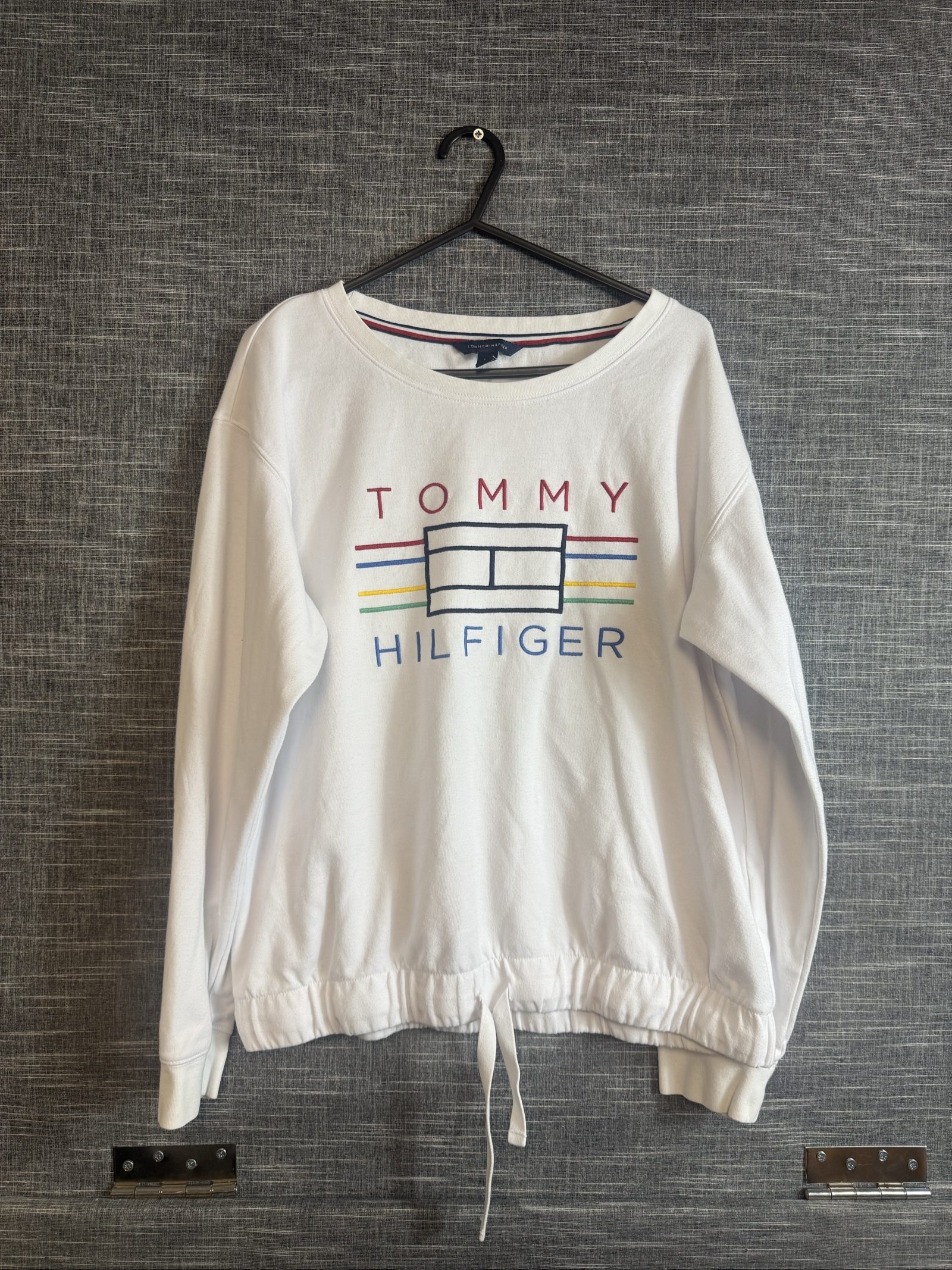Tommy Hilfiger Women’s White Crew Neck Sweatshirt Small Multicolour Logo
