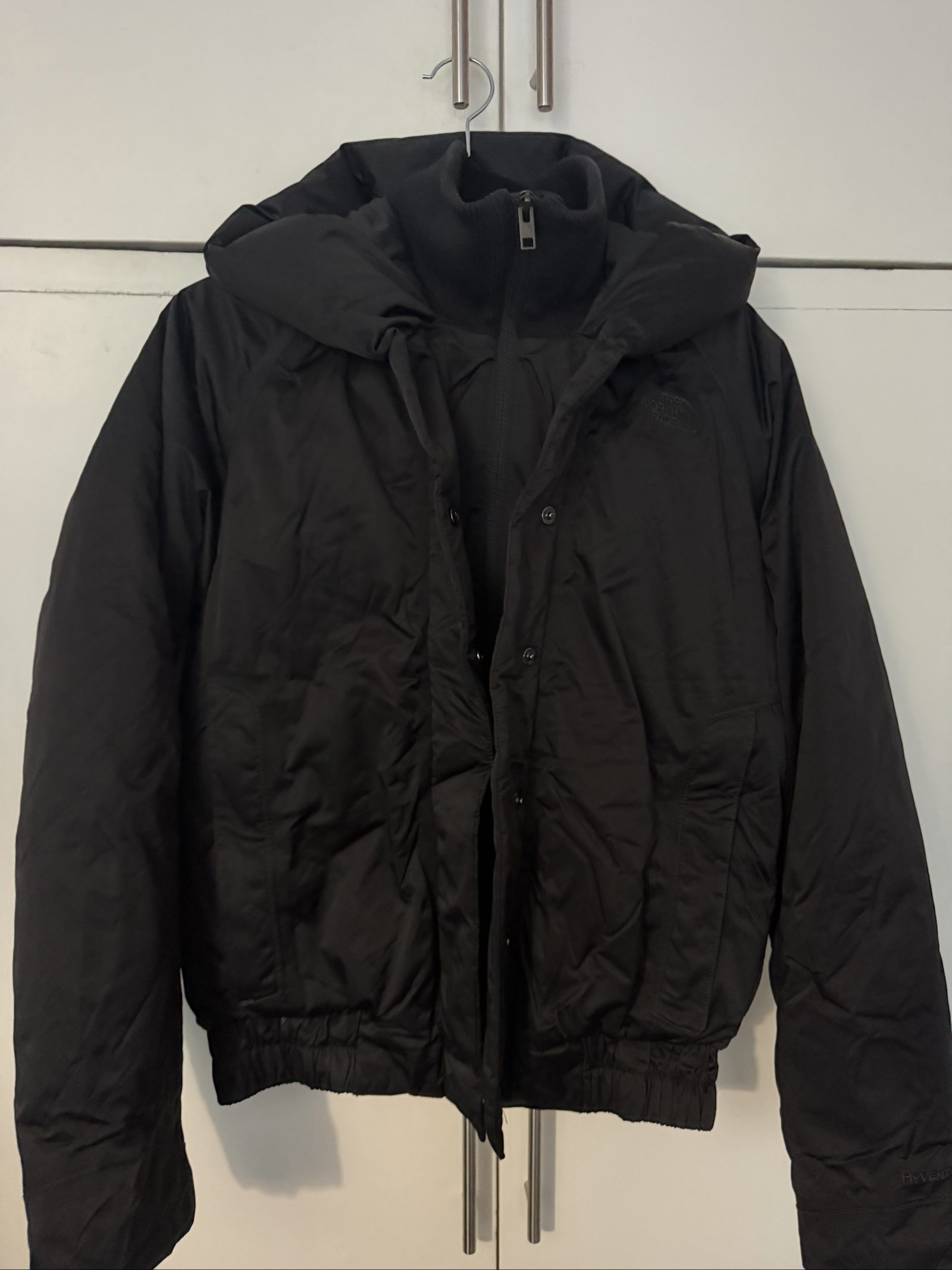 The North Face Women's Black HyVent Insulated bomber Jacket Medium image 4