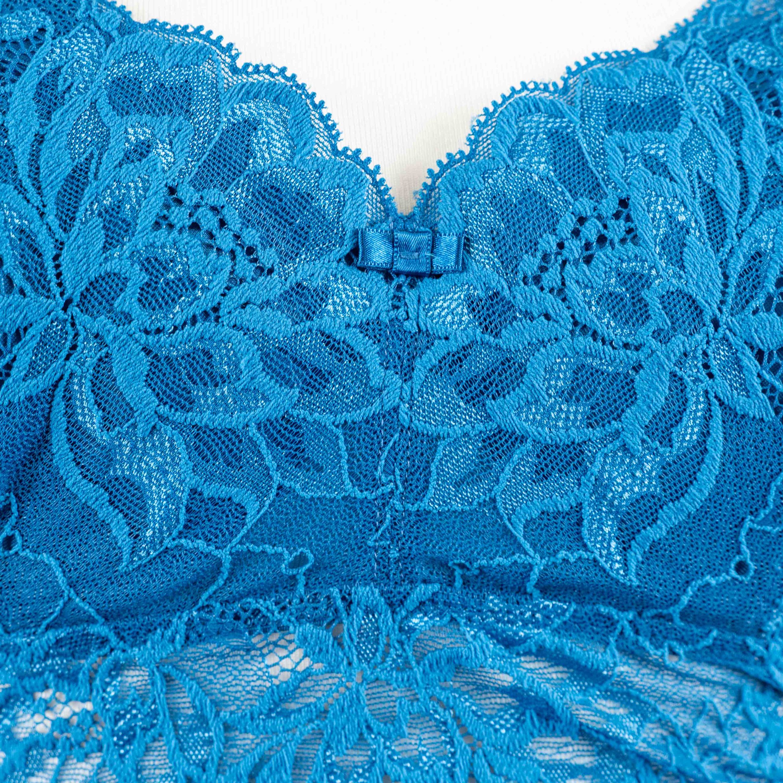 Triumph 36C Blue Lace Underwired Bra NWT