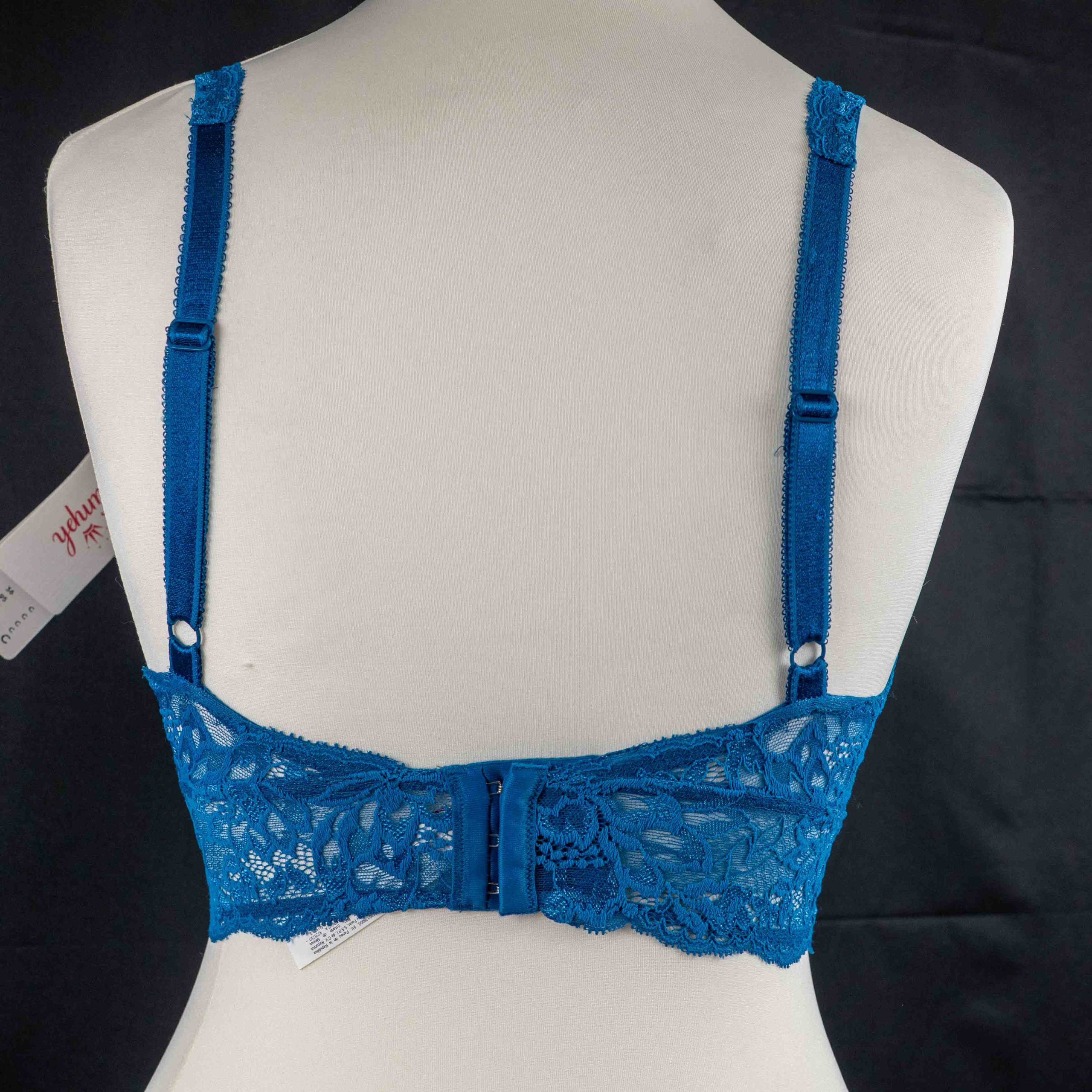 Triumph 36C Blue Lace Underwired Bra NWT image 4
