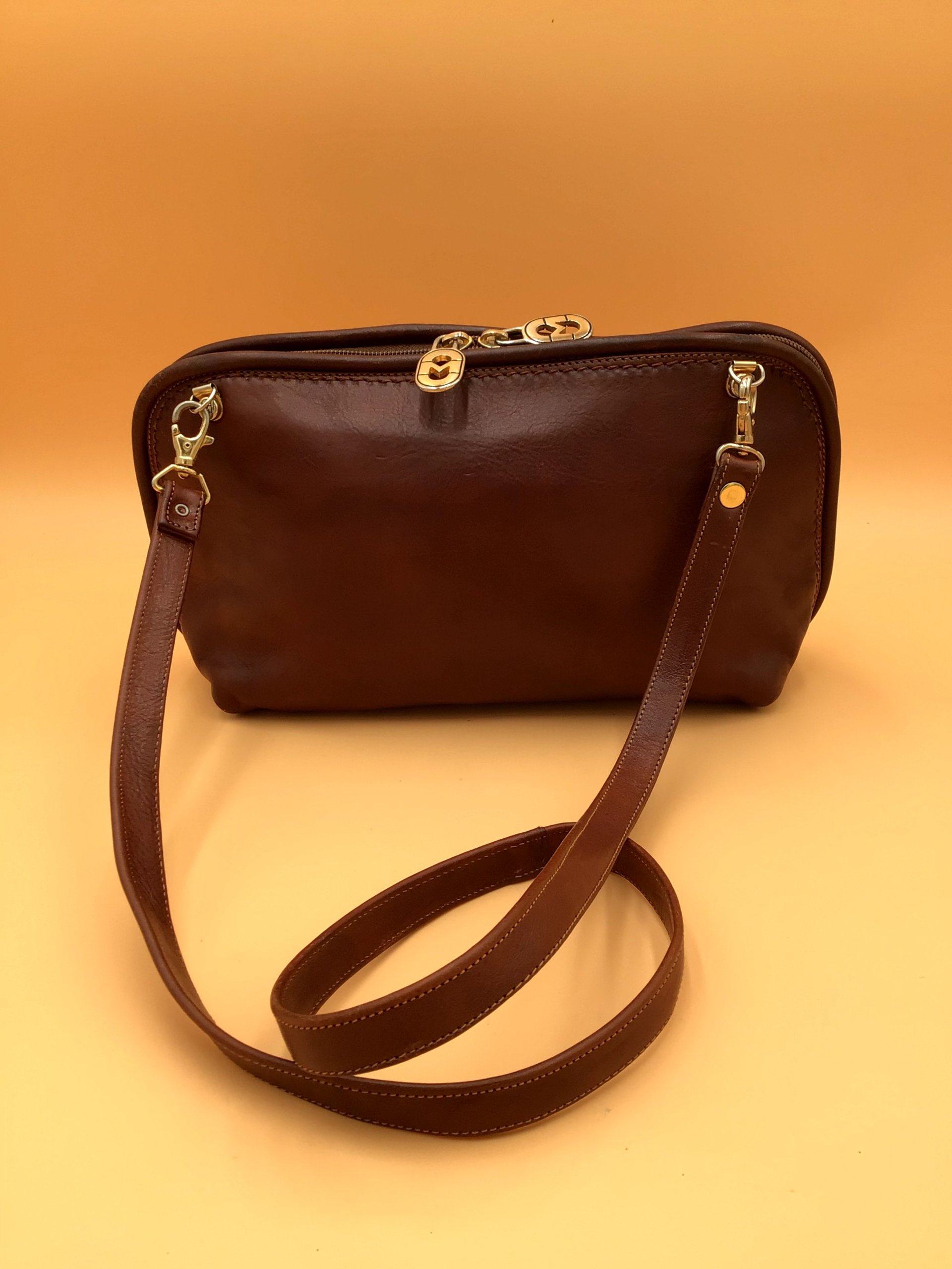 Borsa maxi Pochette in pelle marrone Vintage 1980s Marino Orlandi Made in Italy image 4