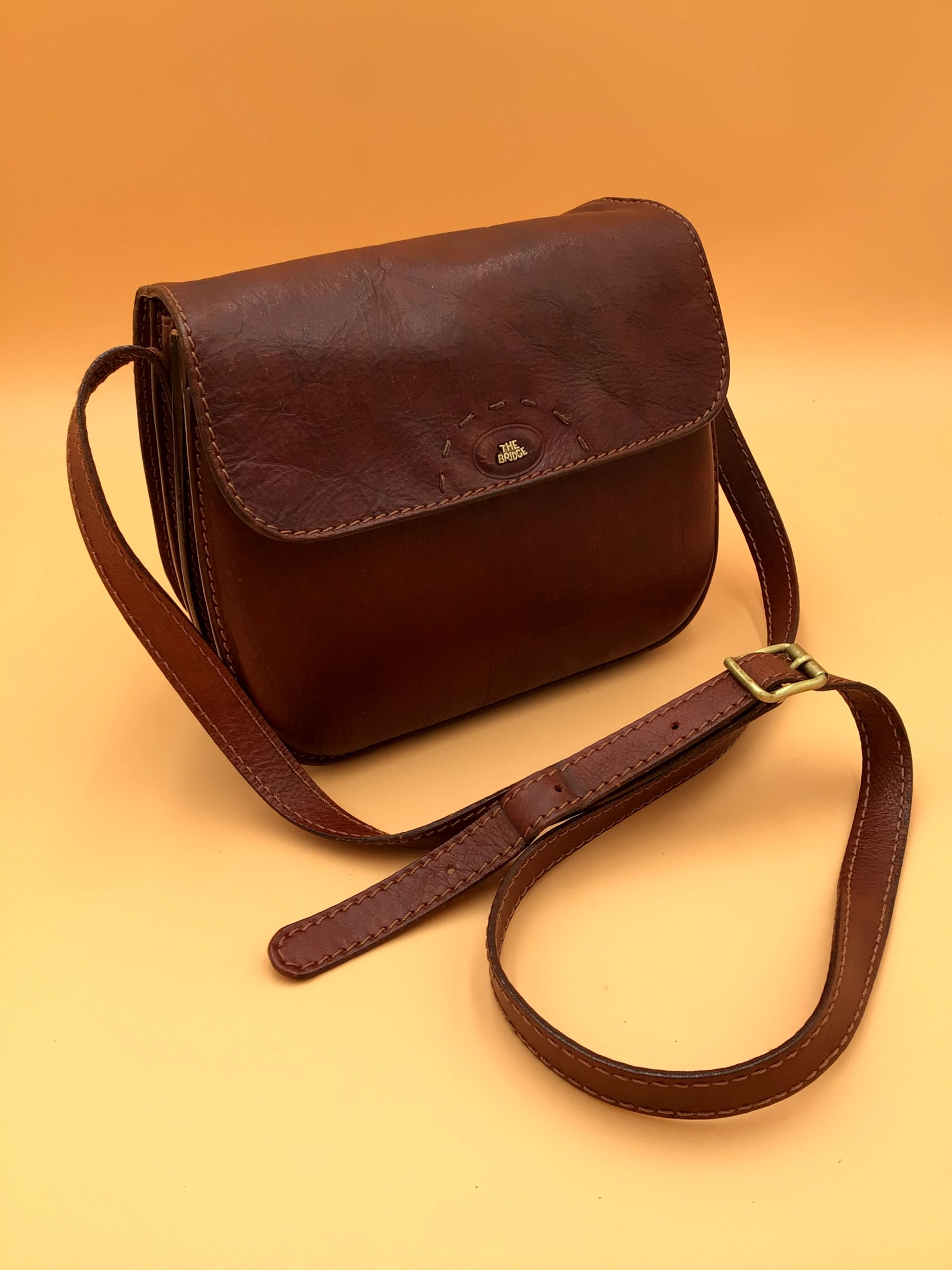 Borsa a tracolla in pelle marrone The Bridge image 2