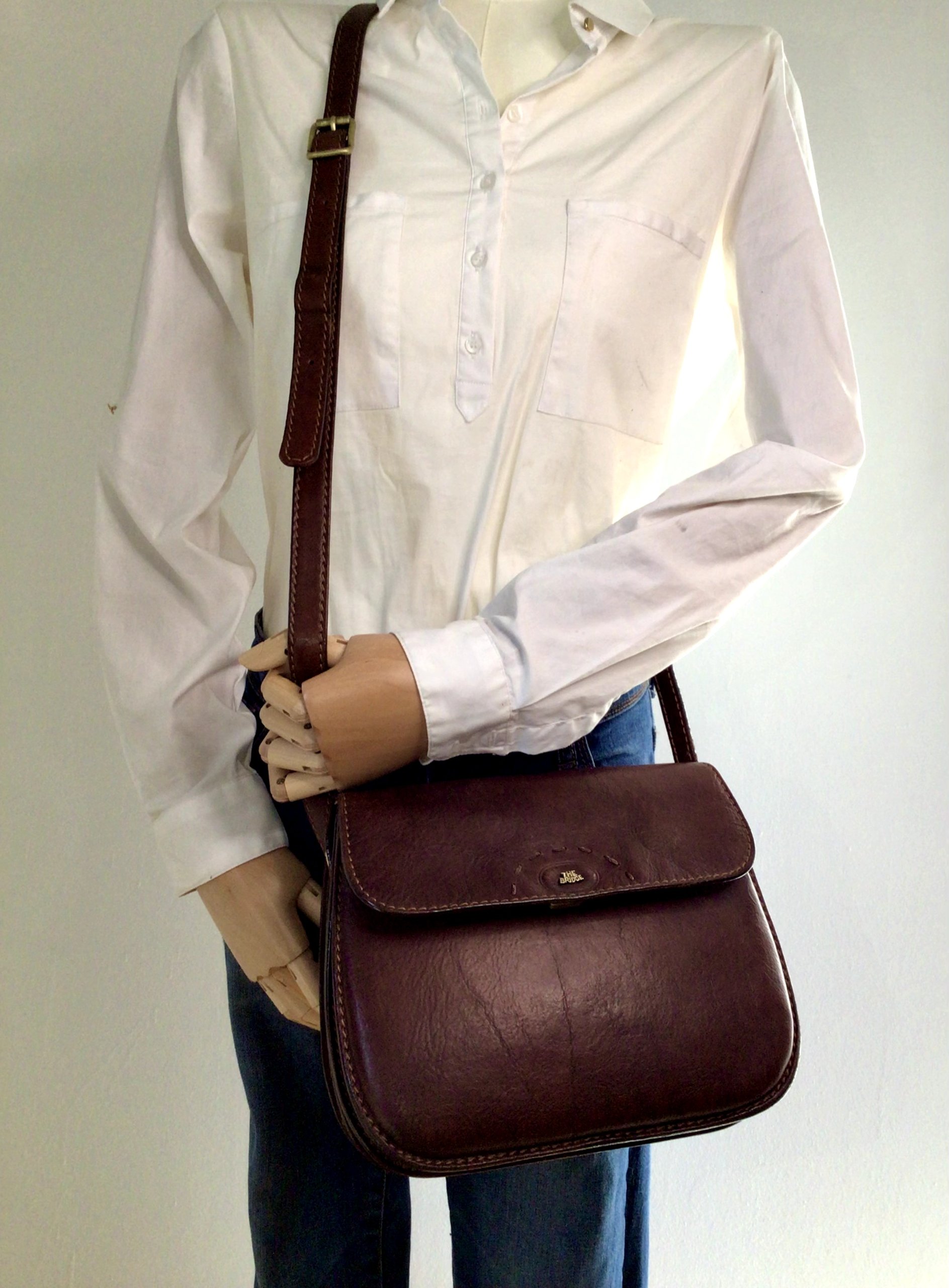 Borsa a tracolla in pelle marrone The Bridge image 7