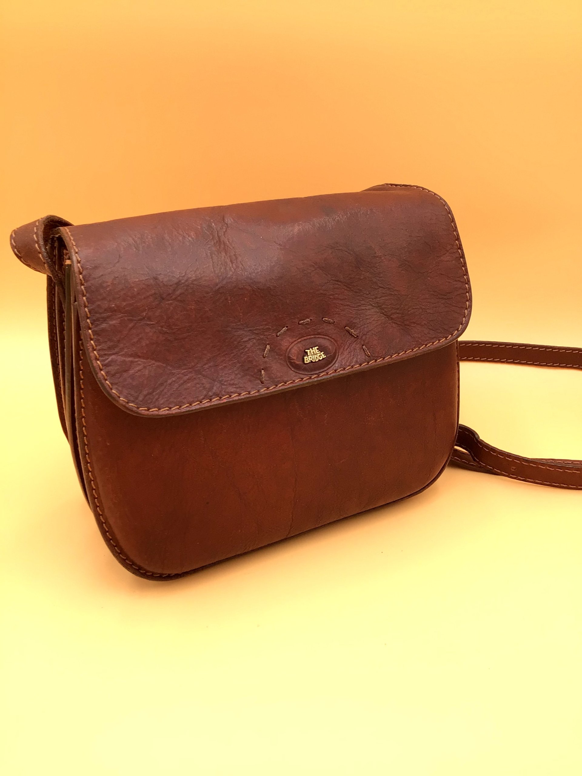 Borsa a tracolla in pelle marrone The Bridge image 9
