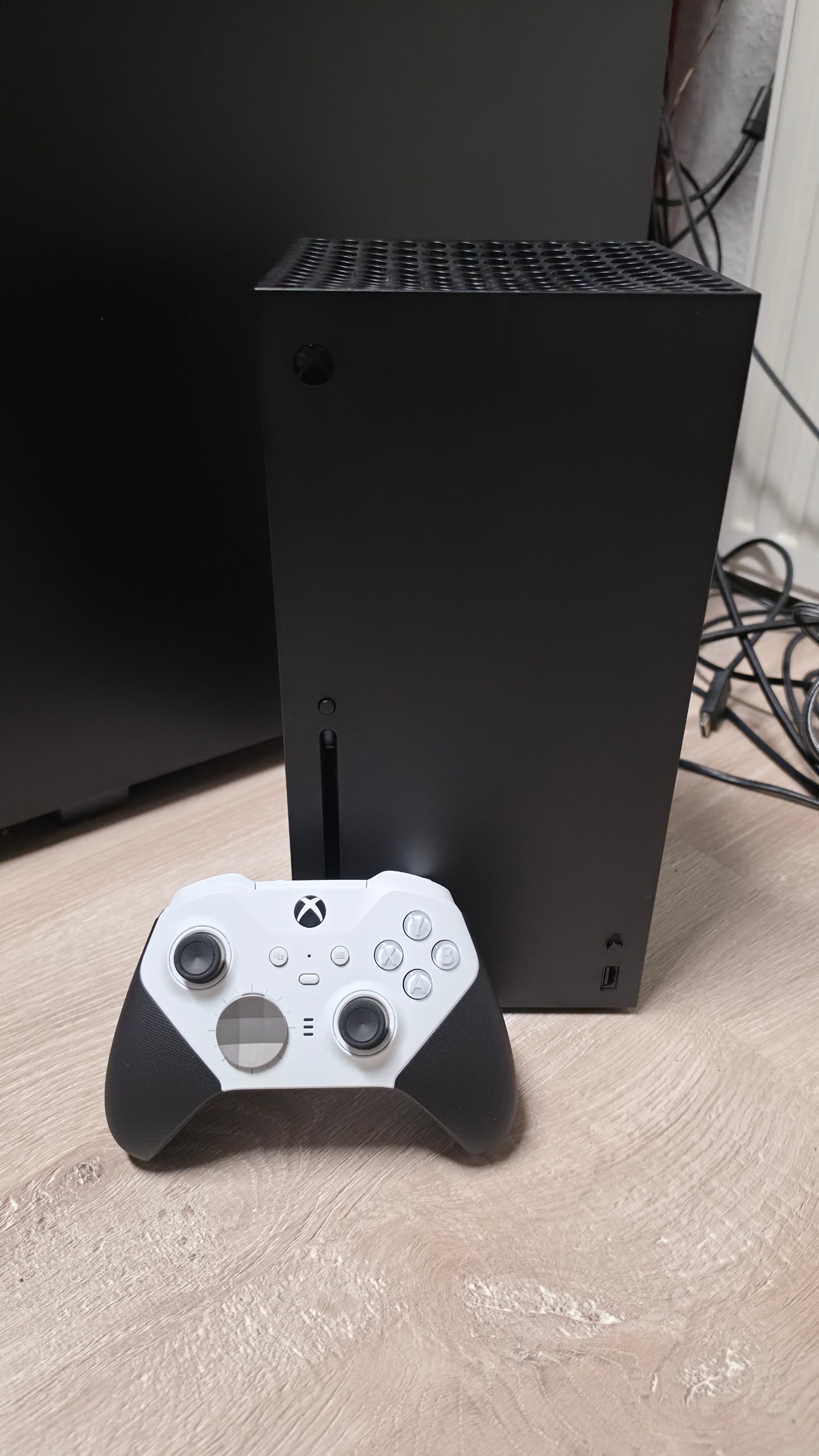 Xbox Series X mit Elite 2 Controller *NEU*