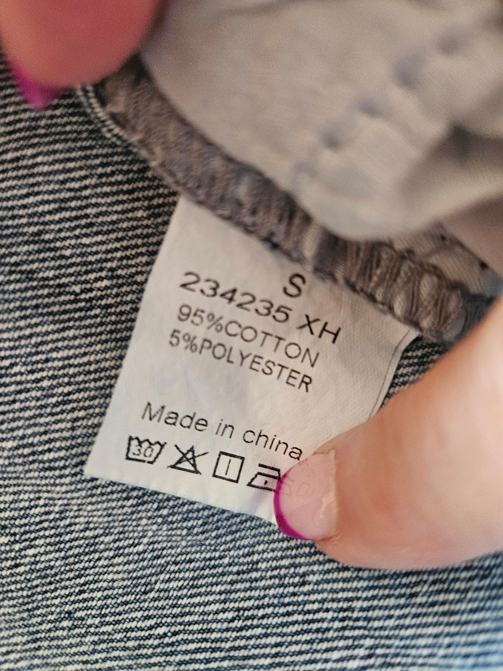 Flamingals distressed women's jeans small image 4