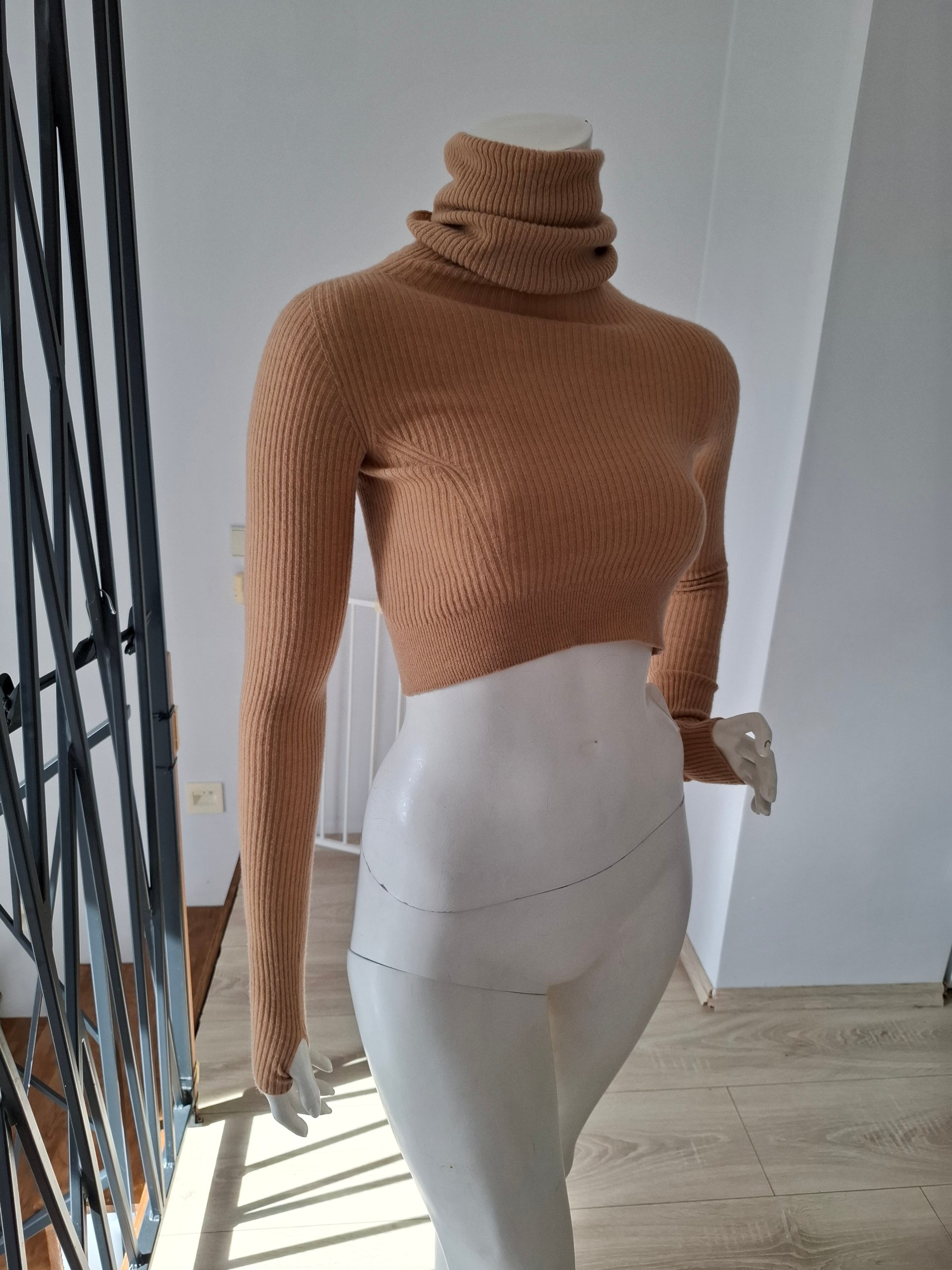 New Laneus Brown Cropped Turtleneck Sweater Size S image 6