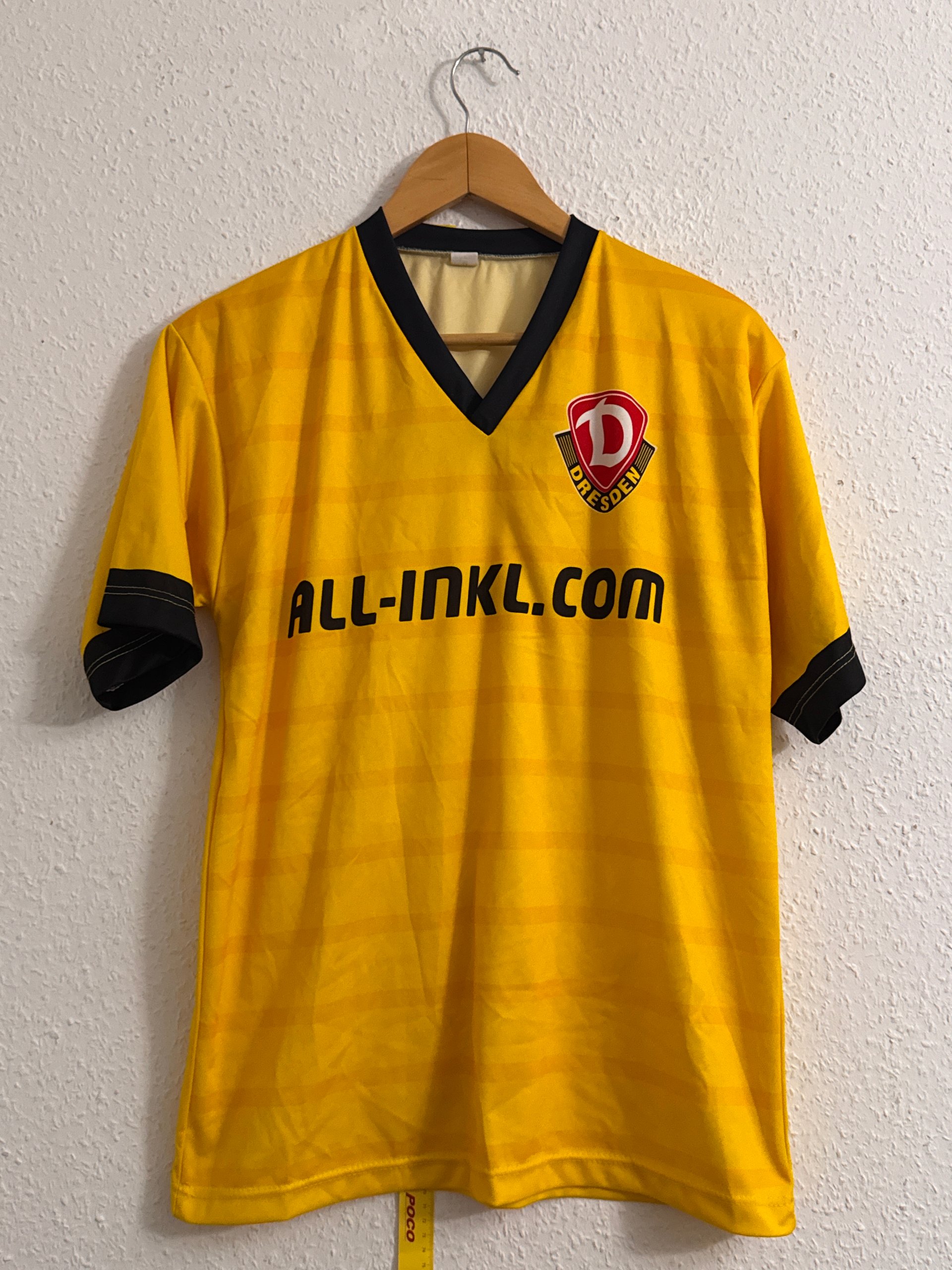 Dresden Yellow & Black Football Shirt Medium V-Neck