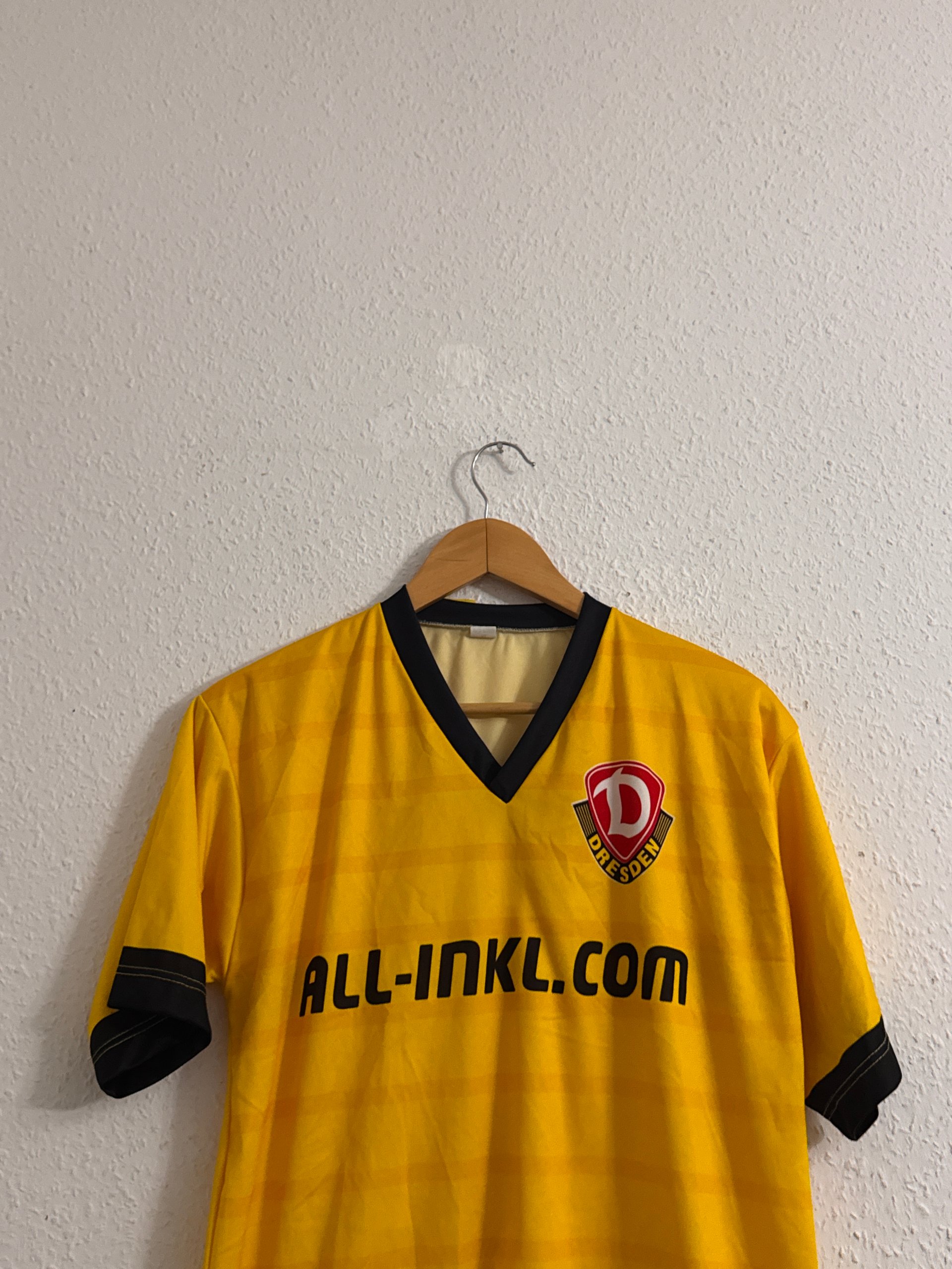 Dresden Yellow & Black Football Shirt Medium V-Neck image 3