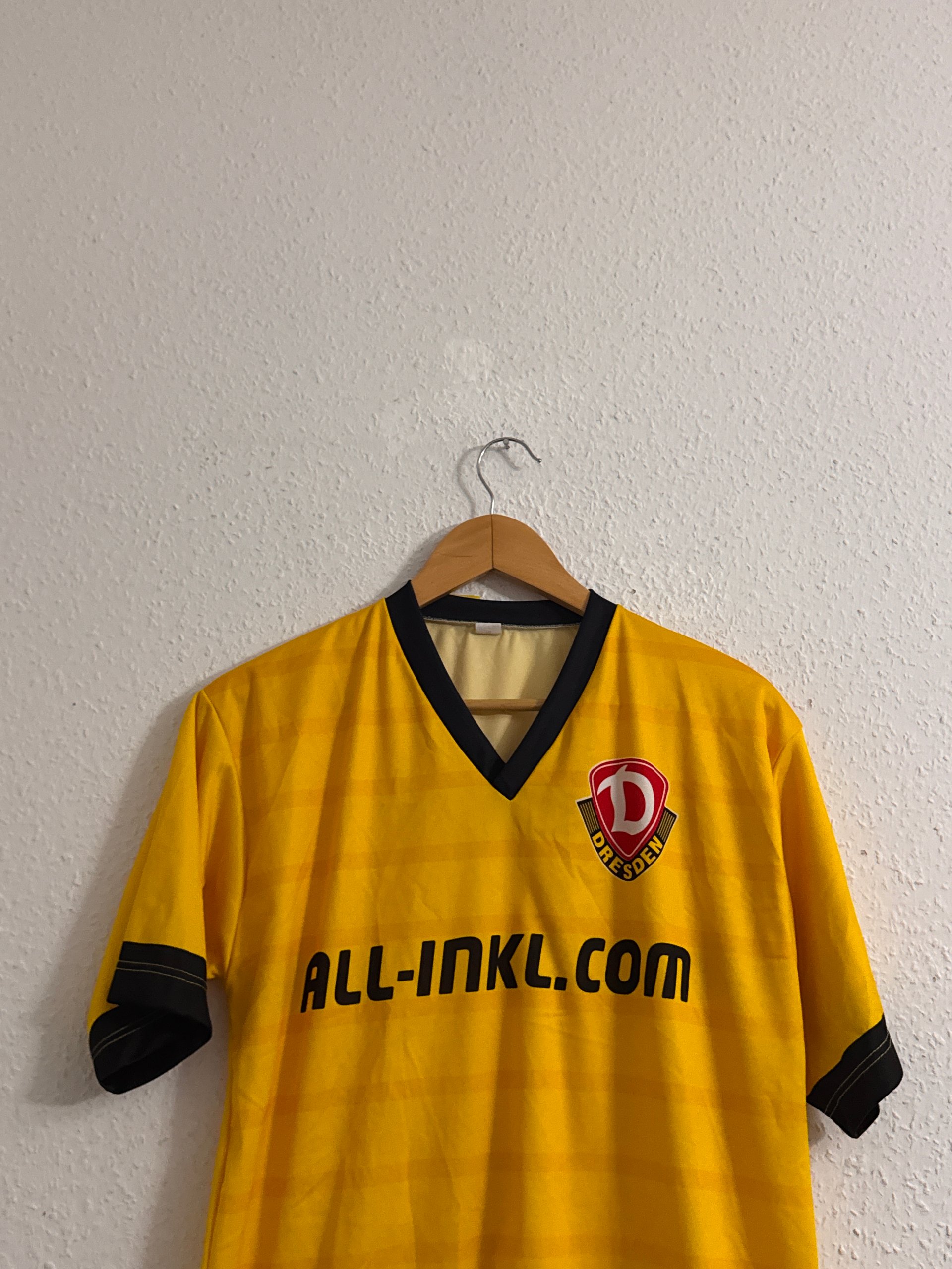 Dresden Yellow & Black Football Shirt Medium V-Neck image 4