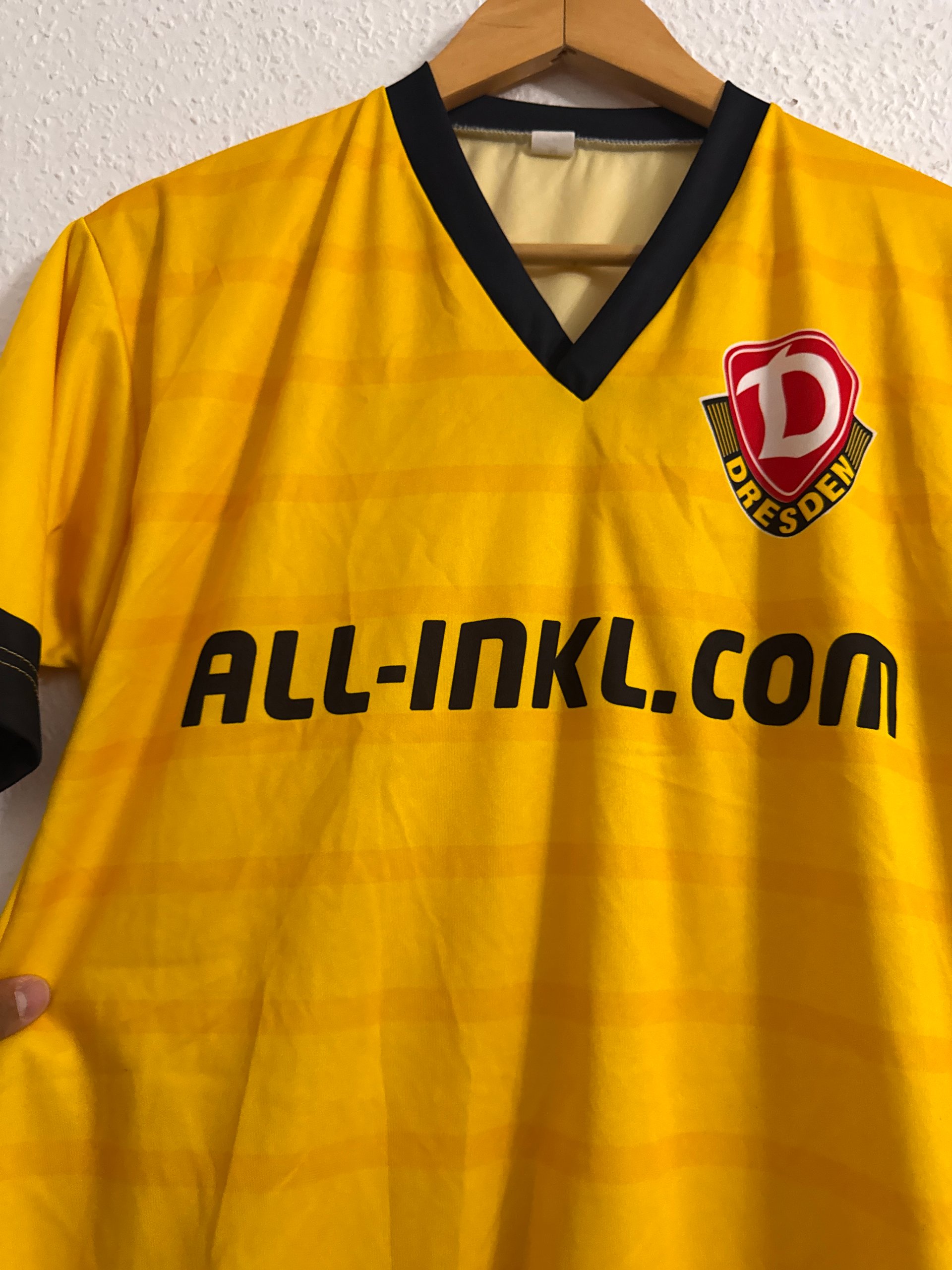 Dresden Yellow & Black Football Shirt Medium V-Neck image 6