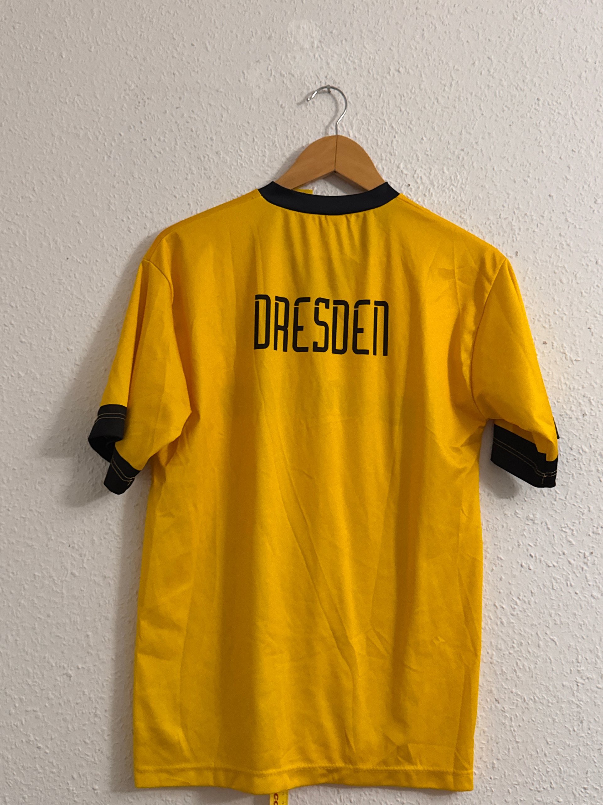 Dresden Yellow & Black Football Shirt Medium V-Neck image 9