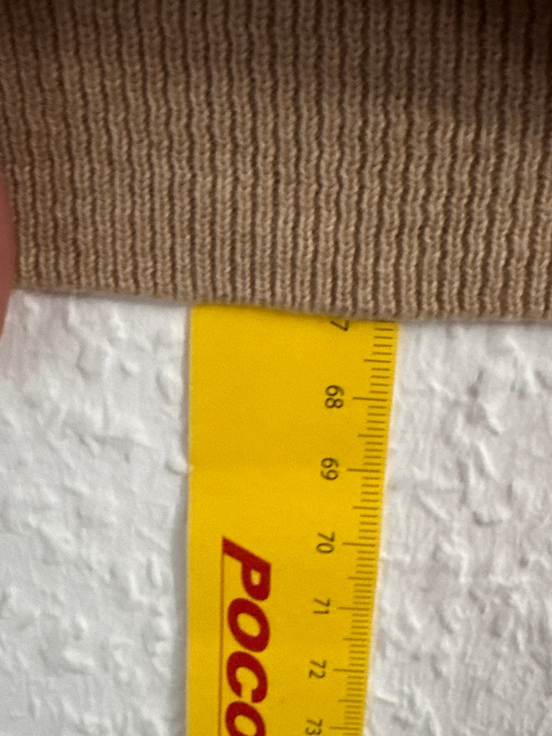 GANT Men Beige Premium Cotton V-Neck Sweater Vest Medium image 9
