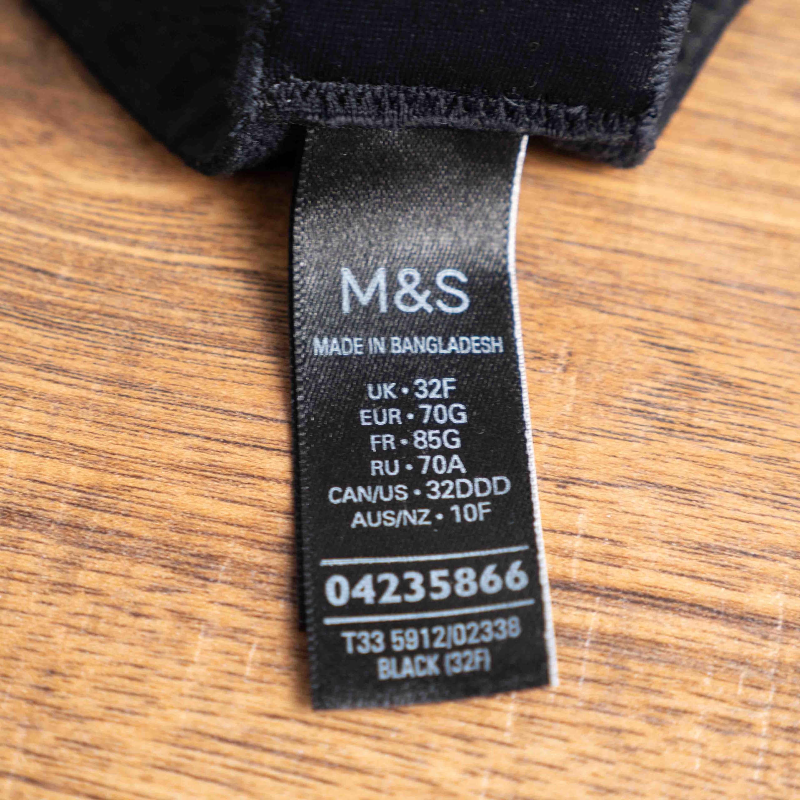 M&S 32F Black Lace Underwired Bra NWT RRP £18.00 image 8