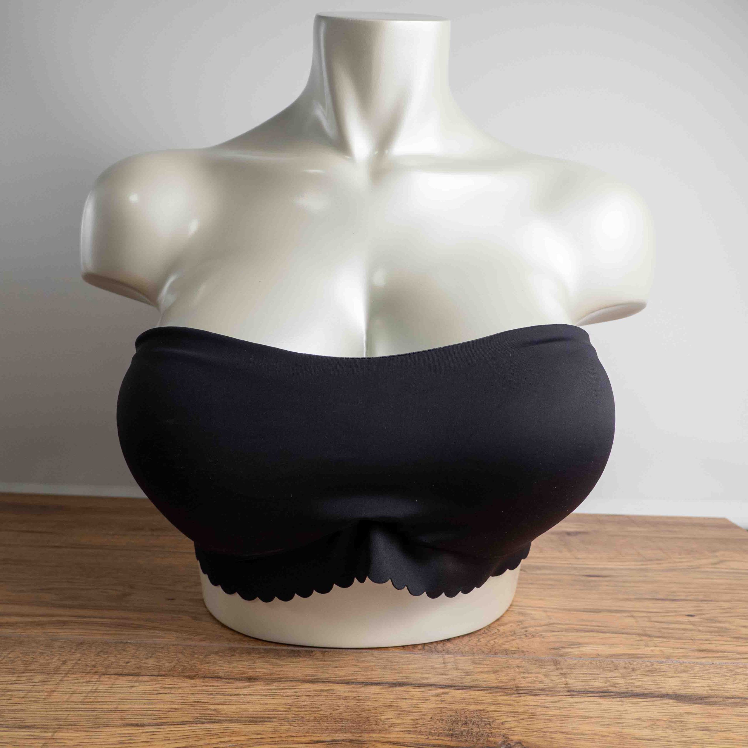 Next 36D Black Strapless Bandeau Bra NWT RRP £18.00