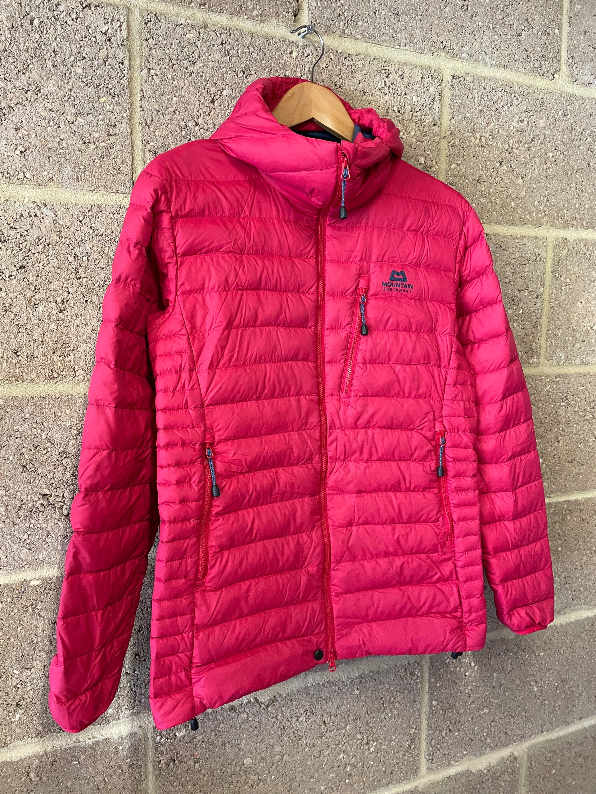 Mountain Equipment Earthrise Women's Hooded Recycled Down Jacket UK 12 Pink image 3