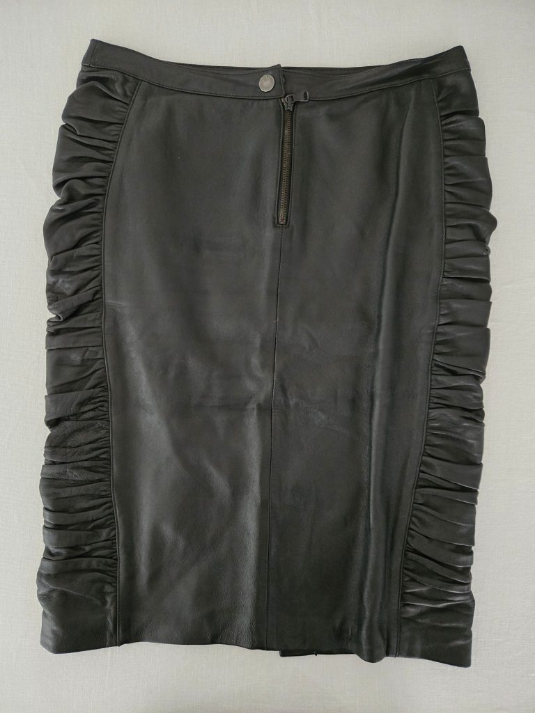 Vintage D&G Dolce & Gabbana Womens Black Leather Ruched Pencil Skirt IT 44