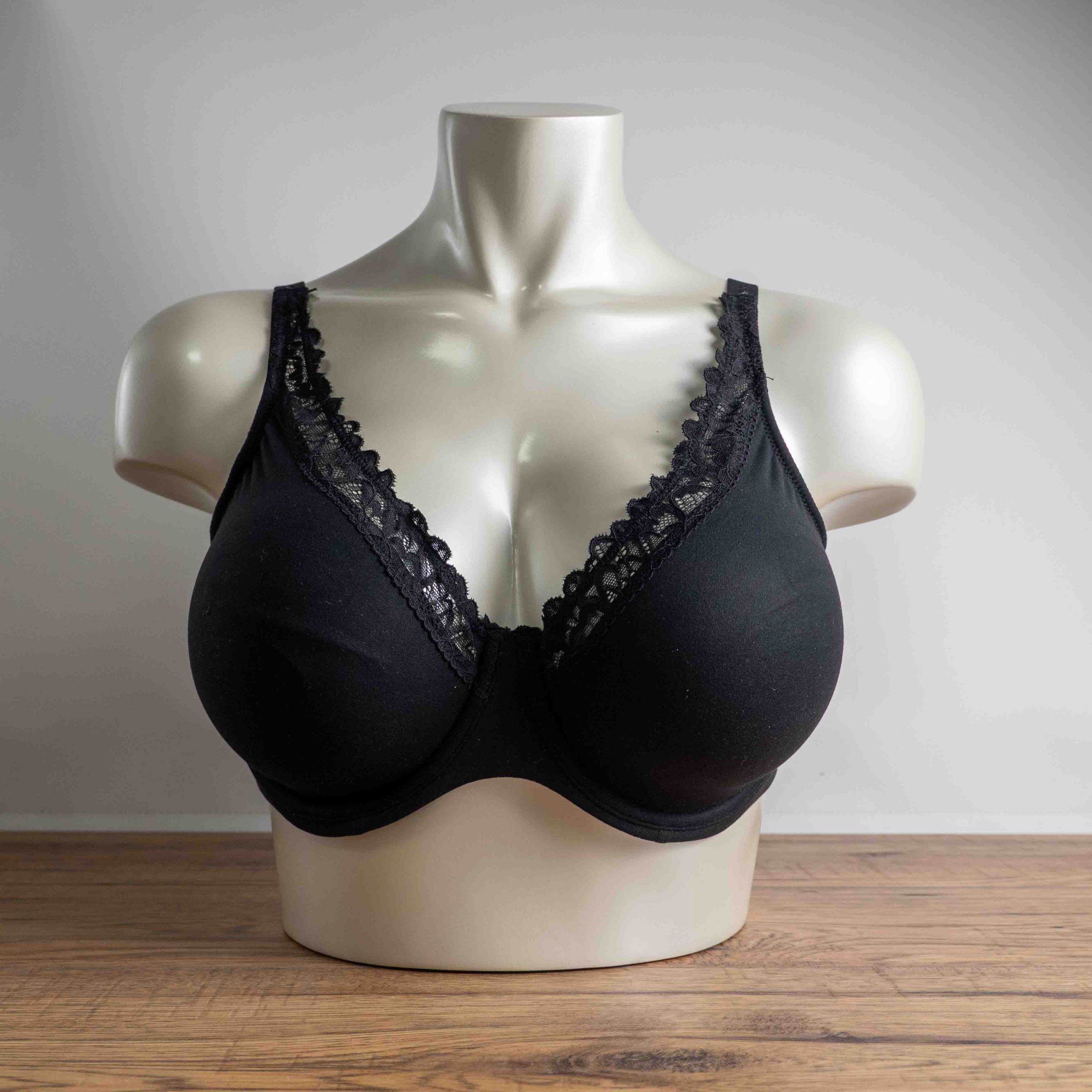 Next 36DD Black Plunge Bra NWT