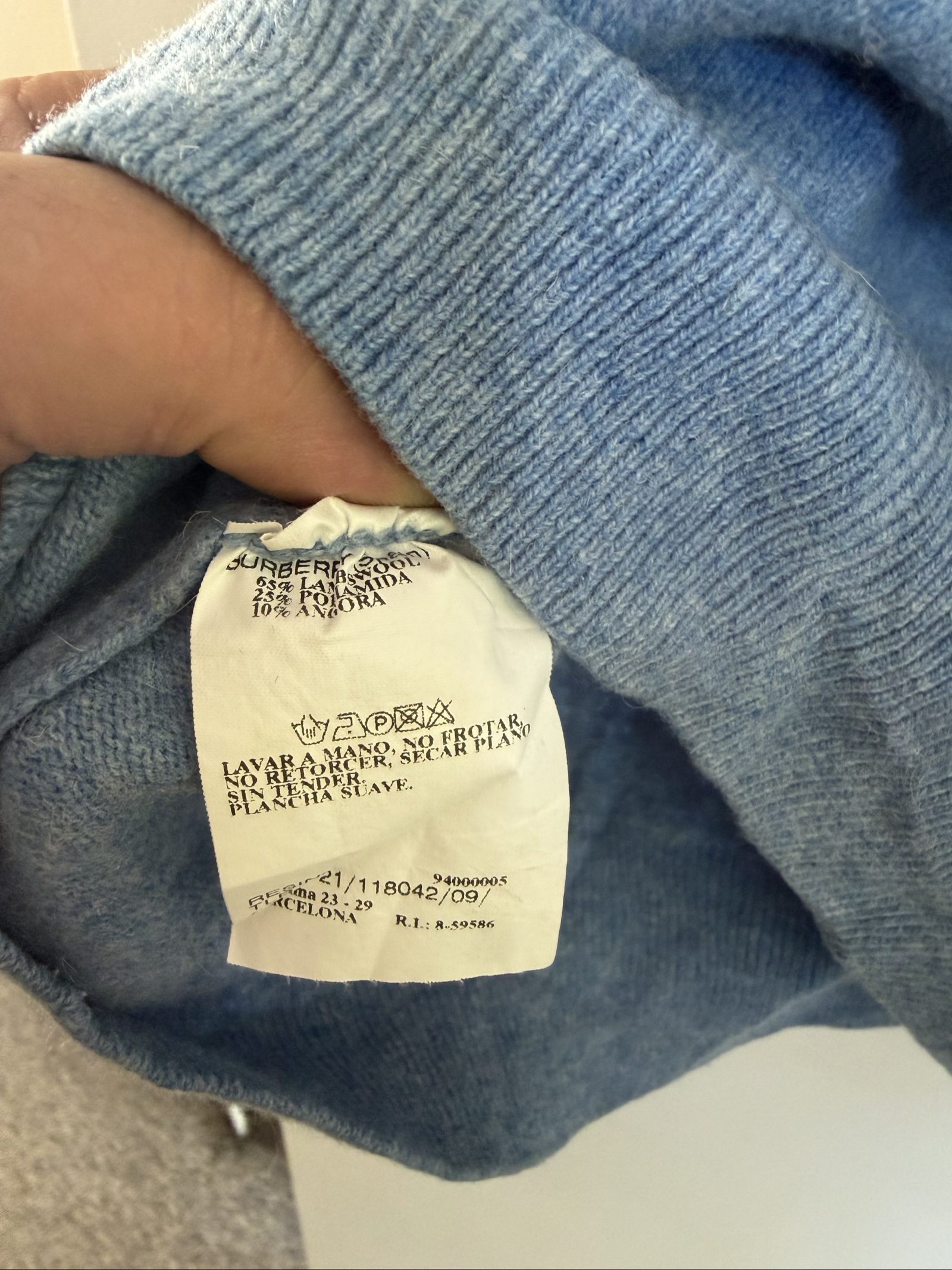 Burberry London Light Blue V-Neck Wool Sweater Size 9 image 7