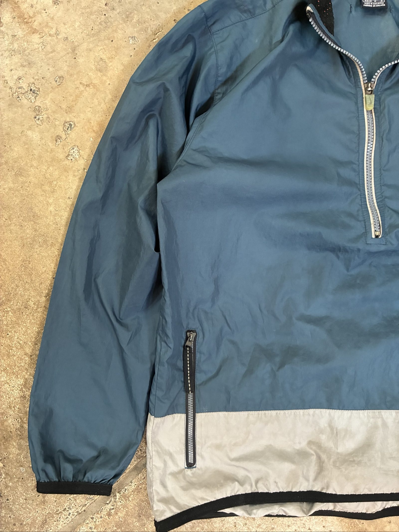 Vintage Y2K Nike Men's Blue & Grey Windbreaker Jacket Medium Reflective Detail image 5