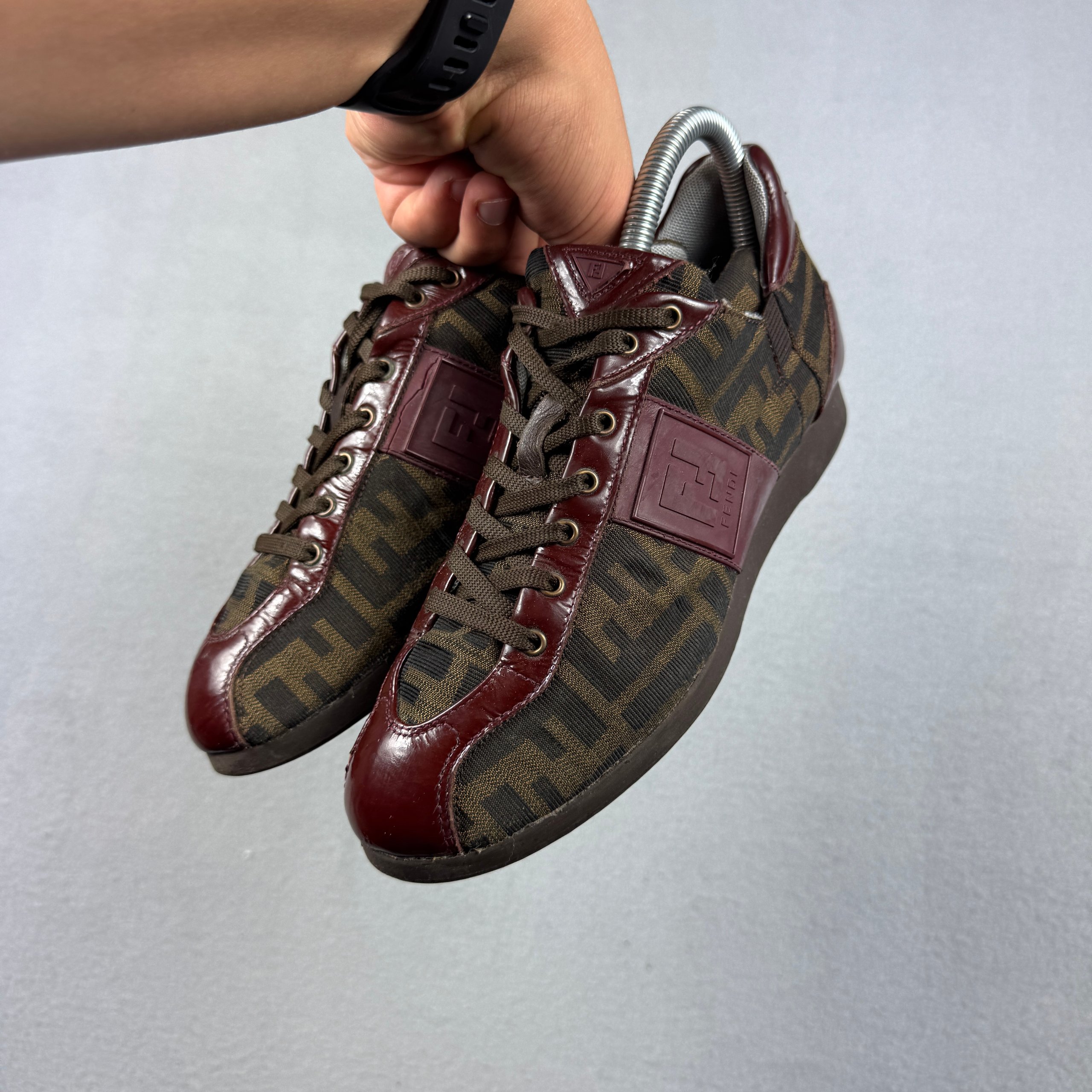 Vintage Women`s Fendi Brown & Burgundy FF Logo Monogram Sneakers Size 36 / 22.5cm image 7
