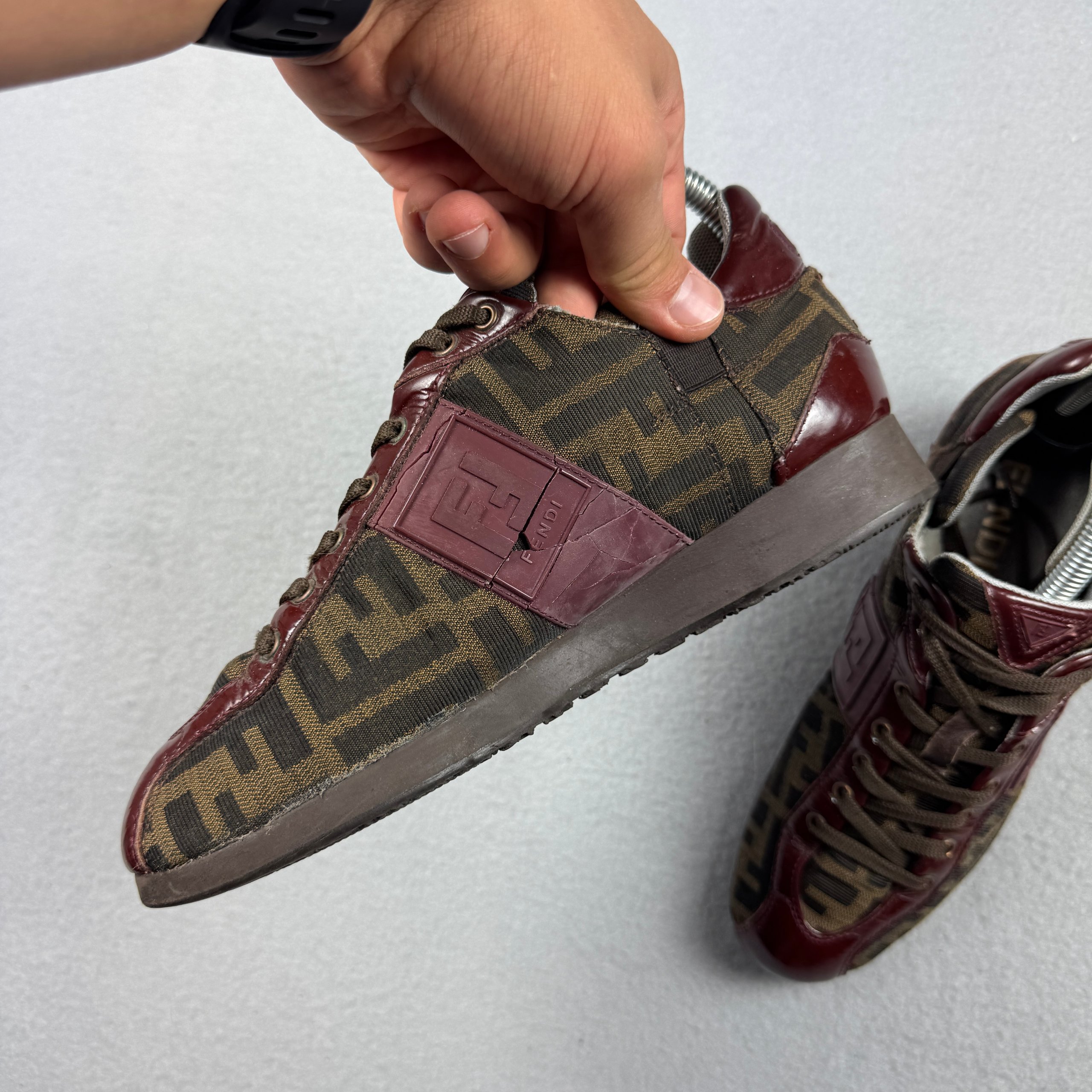 Vintage Women`s Fendi Brown & Burgundy FF Logo Monogram Sneakers Size 36 / 22.5cm image 8