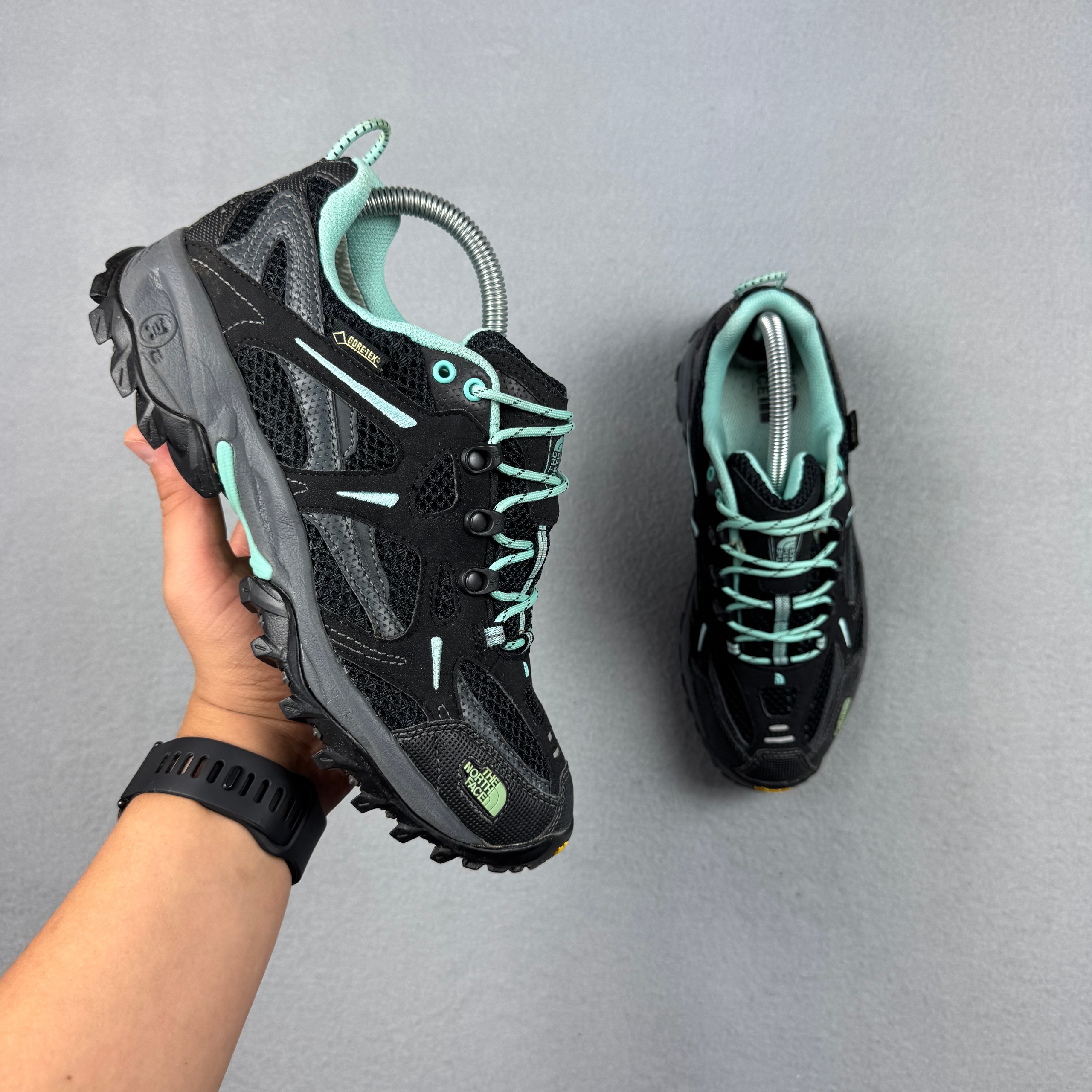 Women`s The North Face Vibram Black & Mint Green Gore-Tex Hiking Shoes Size 39 / 25cm