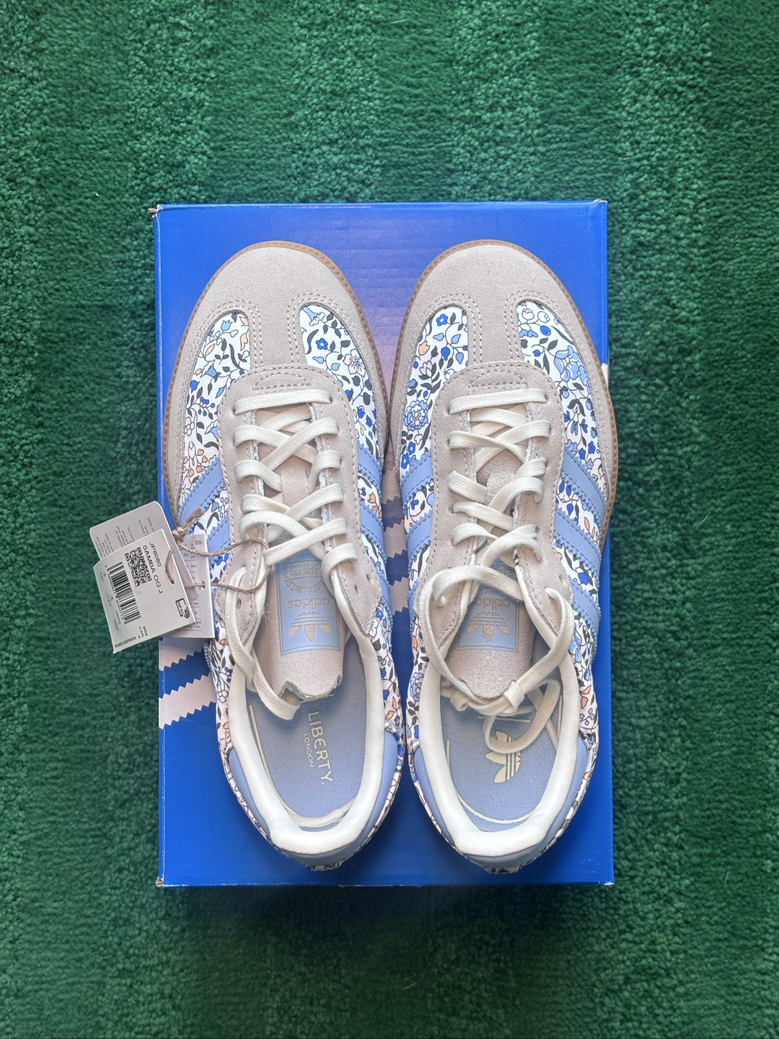 UK 4 Juniors adidas Samba OG x Liberty London Floral Blue | New image 3
