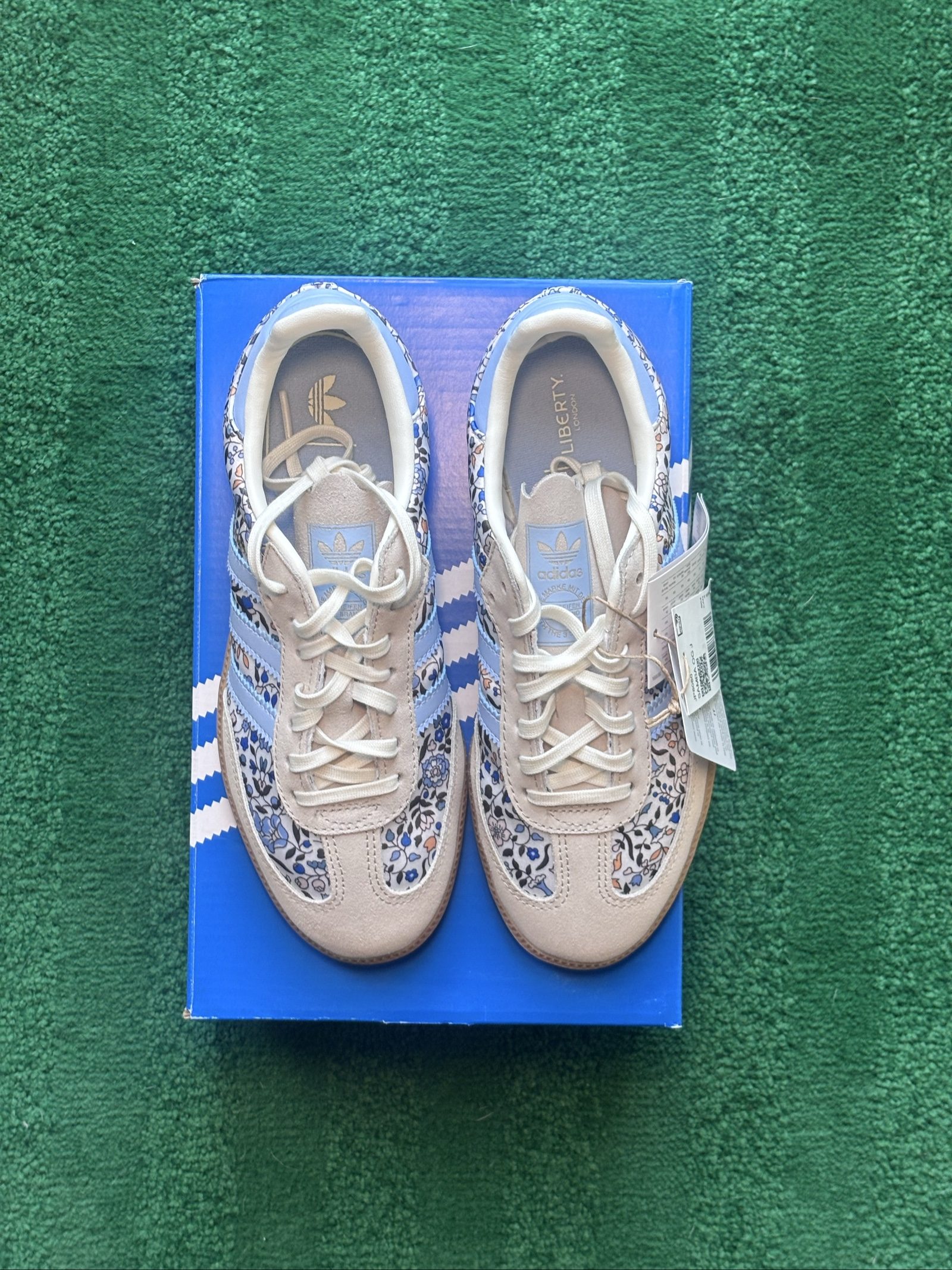 UK 4 Juniors adidas Samba OG x Liberty London Floral Blue | New image 5