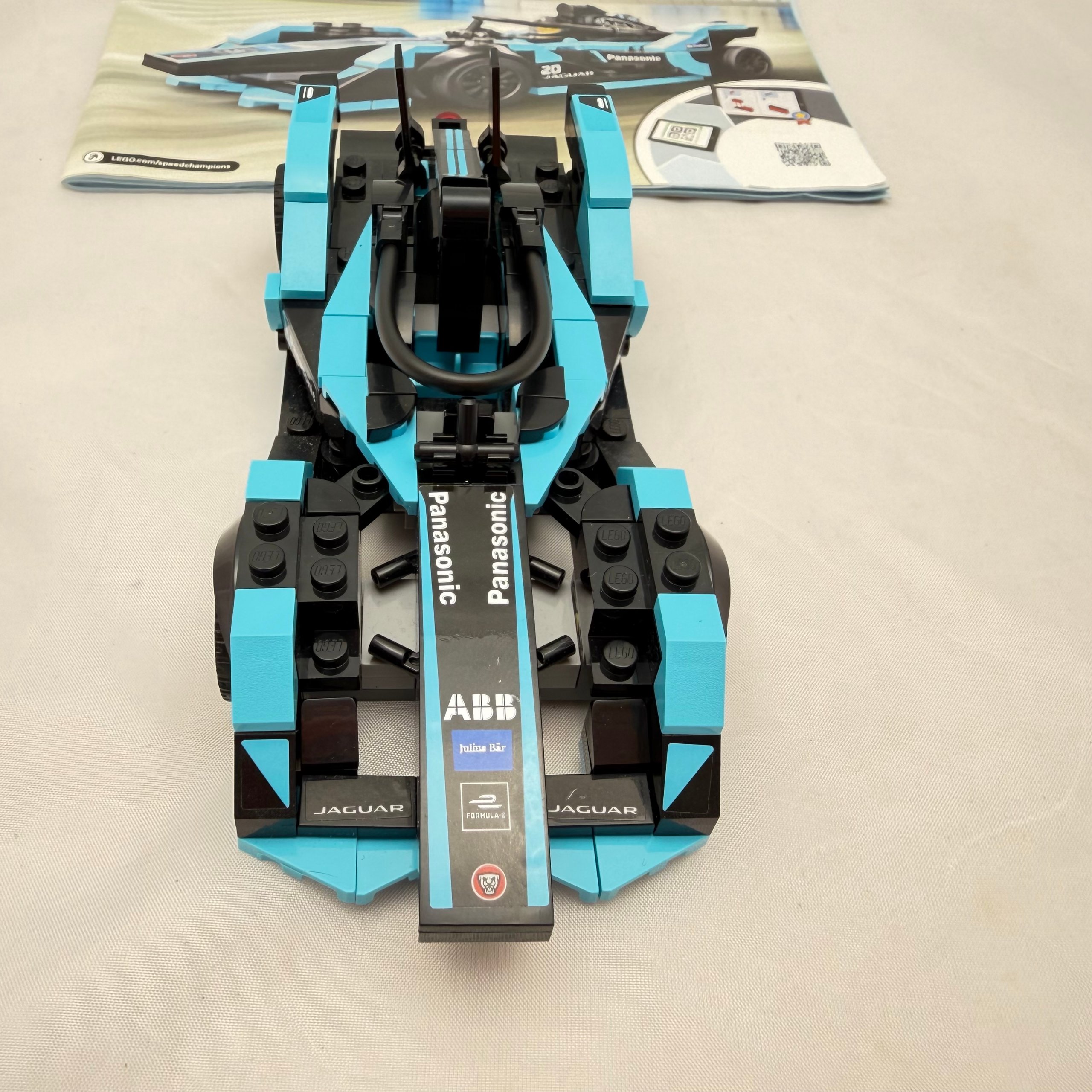 LEGO Panasonic Jaguar Speed Champions # 76898 formula E 1 car image 4