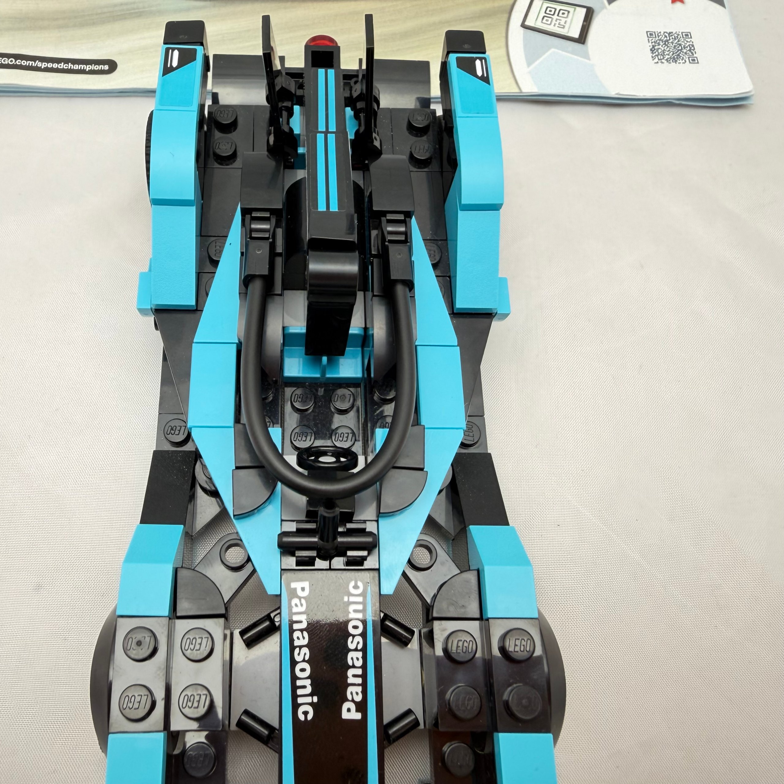 LEGO Panasonic Jaguar Speed Champions # 76898 formula E 1 car image 5