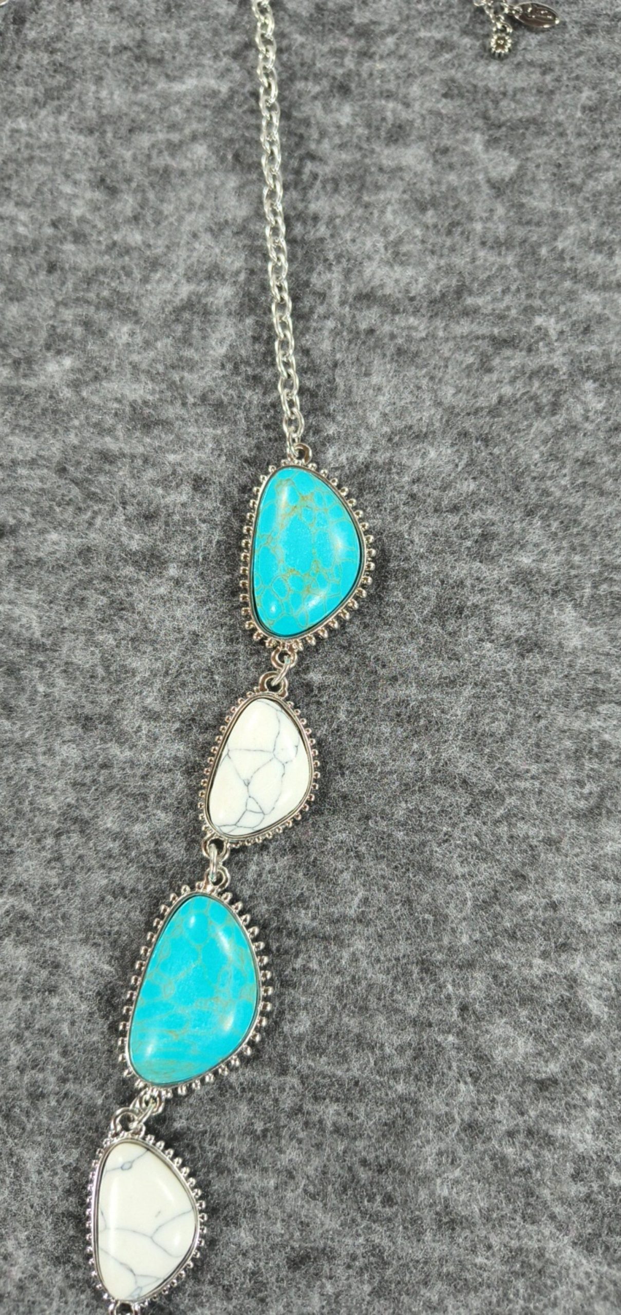 Justin Blue & White Stone Necklace Silver Tone Adjustable image 3