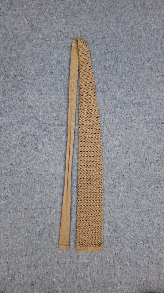alpi Damen Beige Strick Krawatte