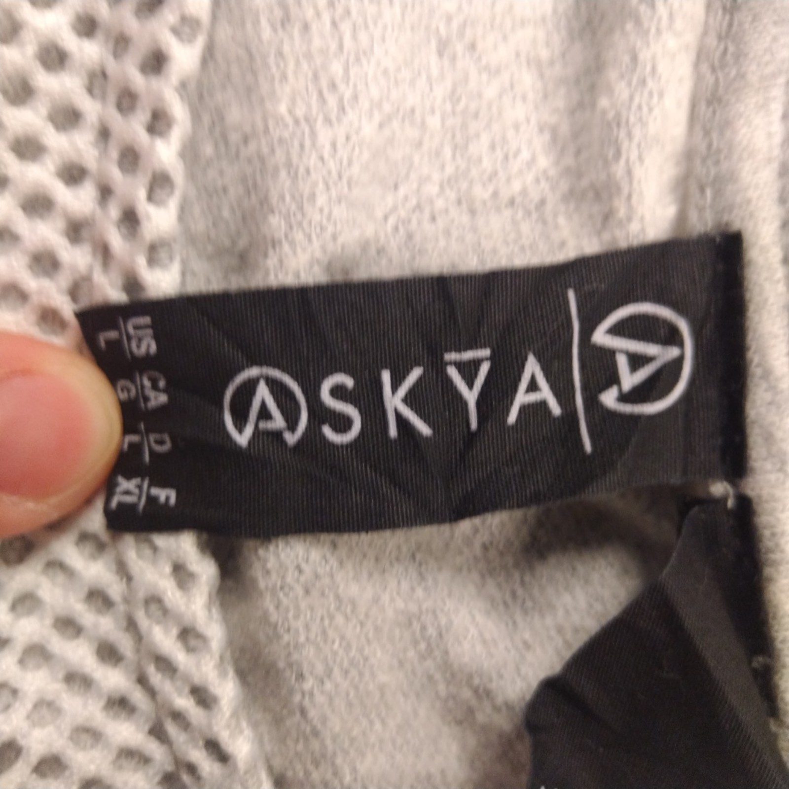 ASKYA Women's Grey Mesh Panel Crop Top Large image 3