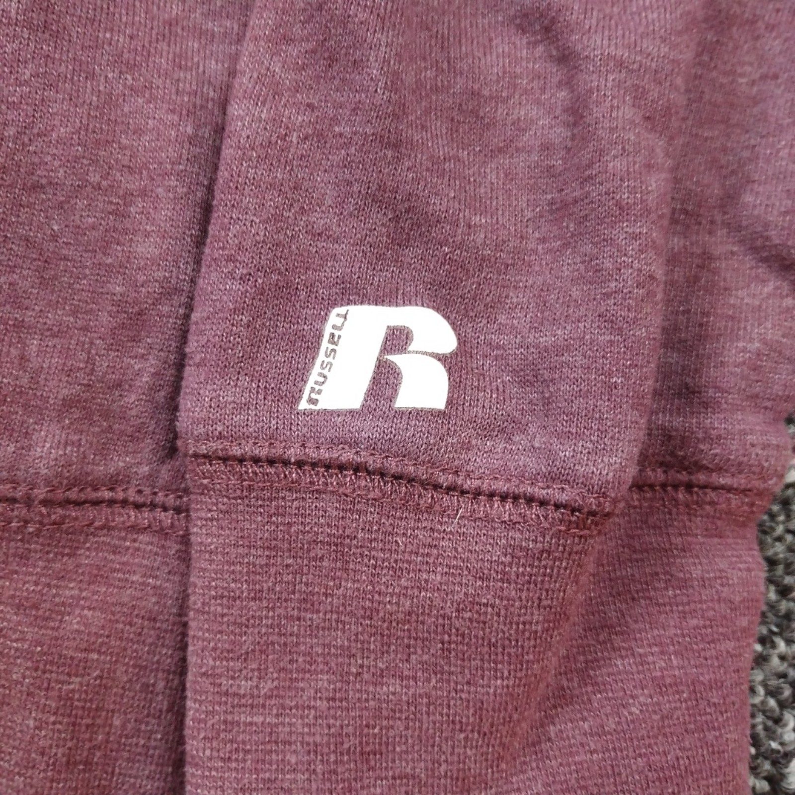 Russell Maroon UMass Minutemen Large Cotton Polyester Sweatshirt image 3