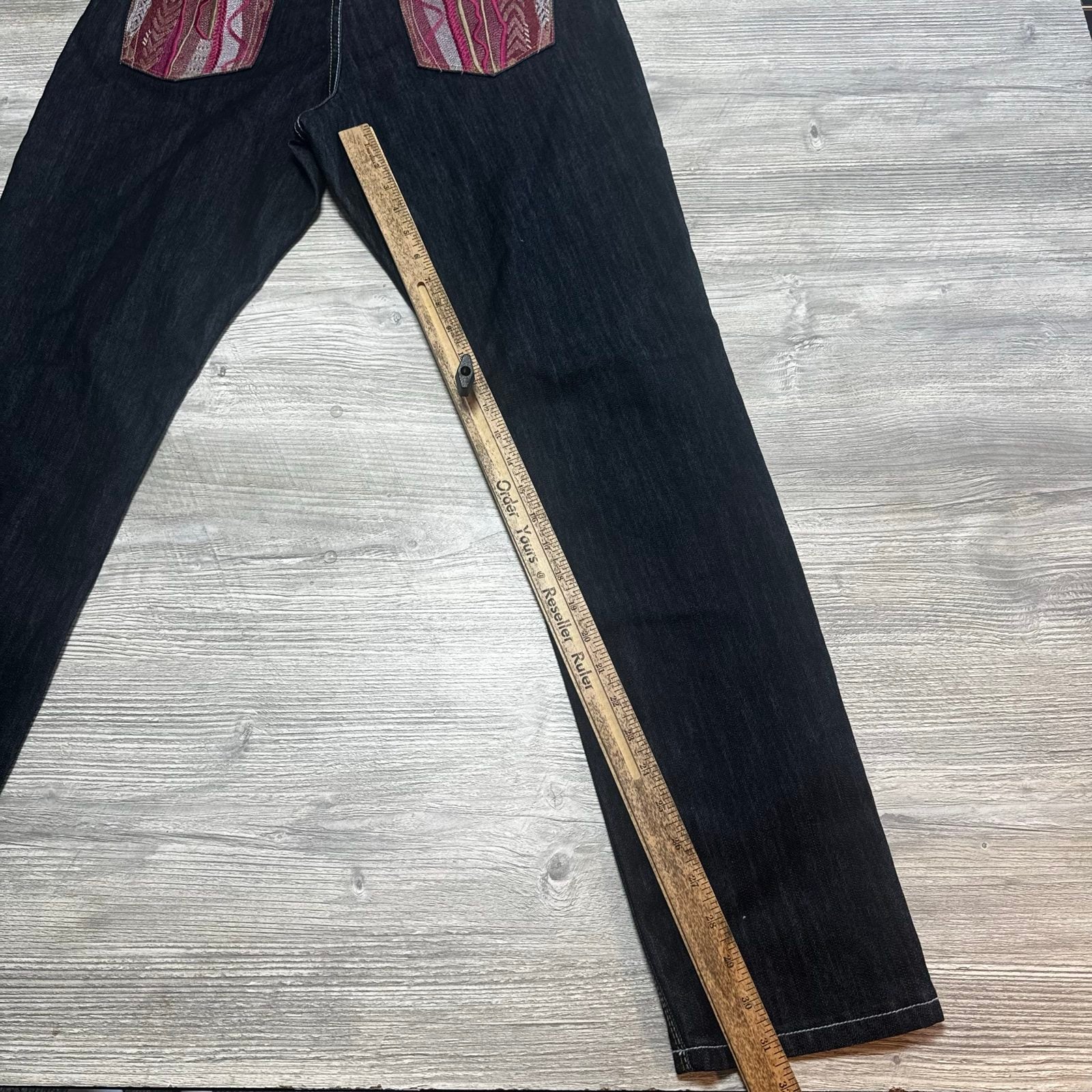 Coogi Women's Black & Pink Denim Jeans Size 13/14 Embroidered Pockets image 4