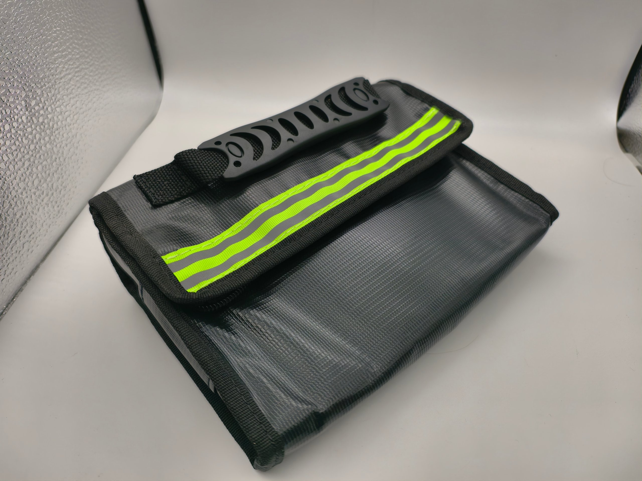 Borsa Ignifuga LiPo Safe Bag 2000°C Batterie Droni Custodia Protezione Modellismo Con Tracolla image 3