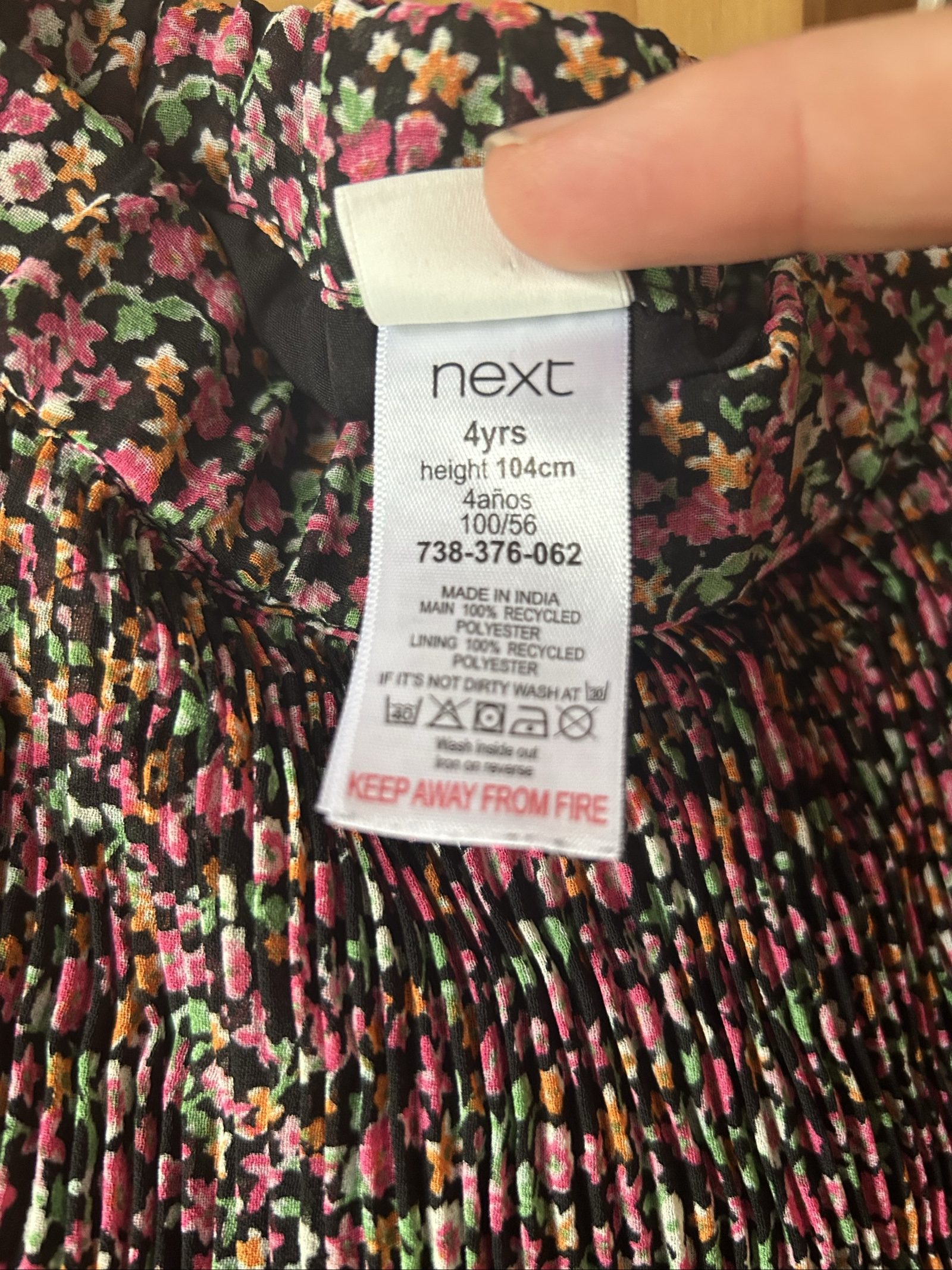 Next Girls Black Floral Pleated Skirt 4 Years 104cm image 3