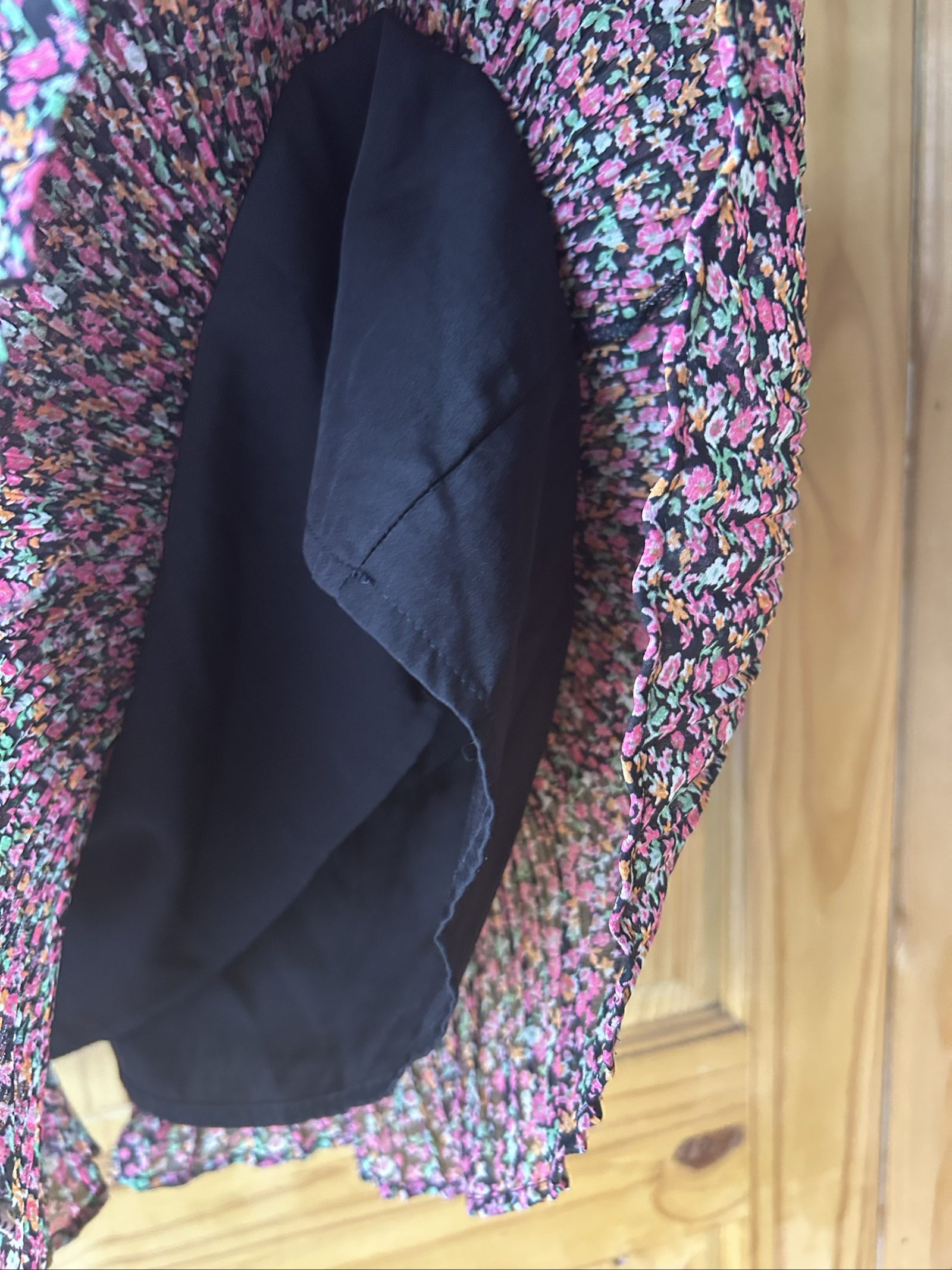 Next Girls Black Floral Pleated Skirt 4 Years 104cm image 6