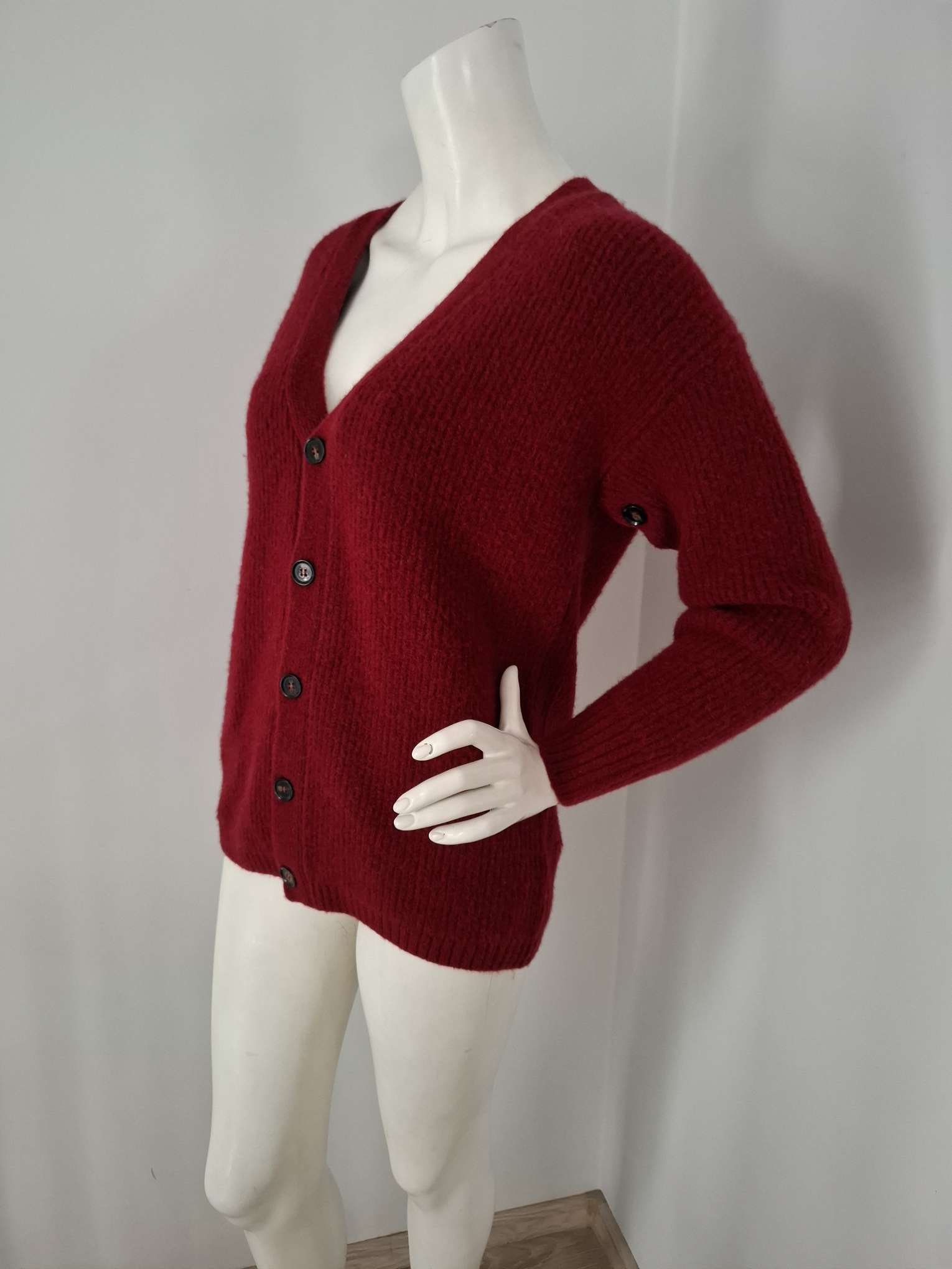 Unbranded Red Buttoned V-Neck Cardigan Medium image 2