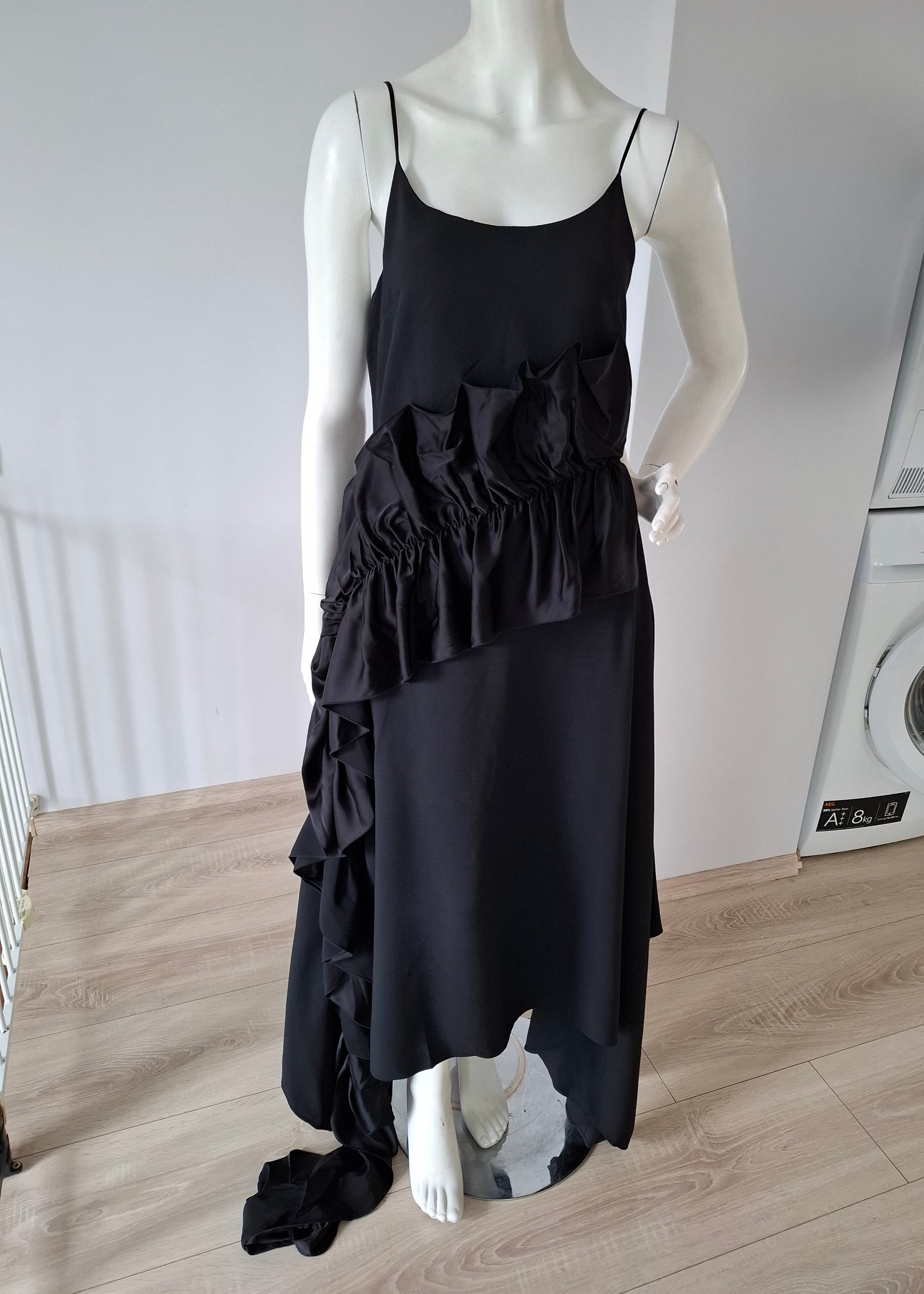 New Christopher Kane Black Ruffled Midi Dress Size M