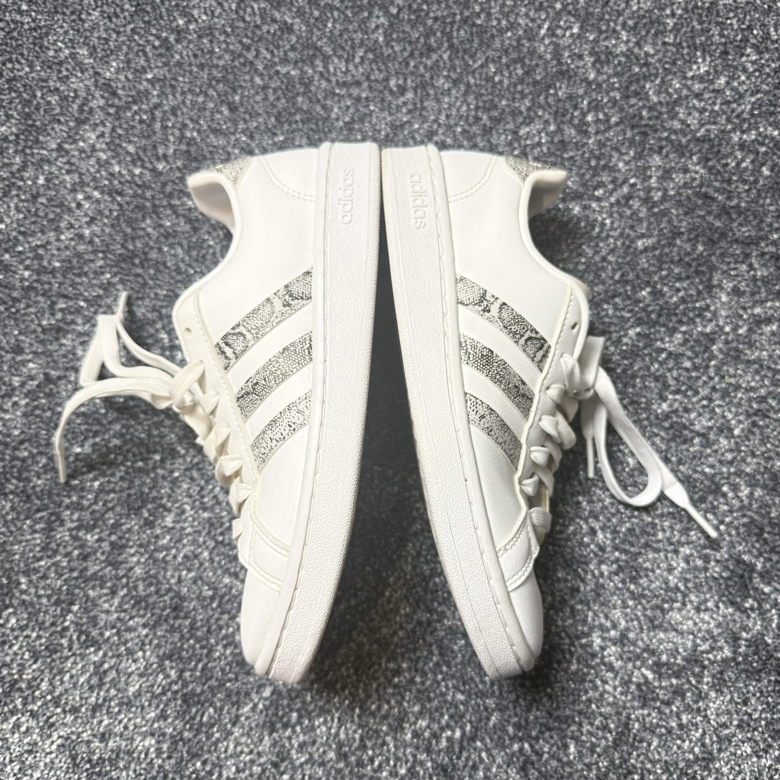 adidas Womens Grand Court Trainers UK 4 White Snake Print Cloudfoam FY2711 image 7