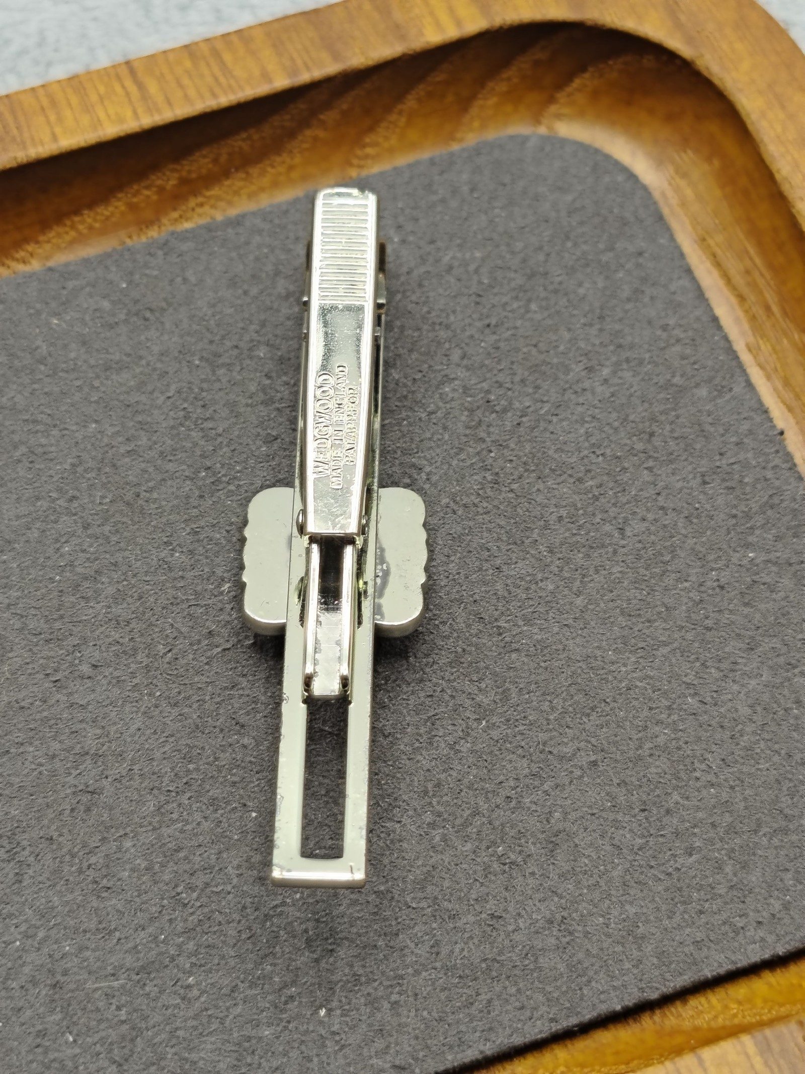 Wedgwood Silver Tone Blue Jasperware Ship Tie Clip image 9