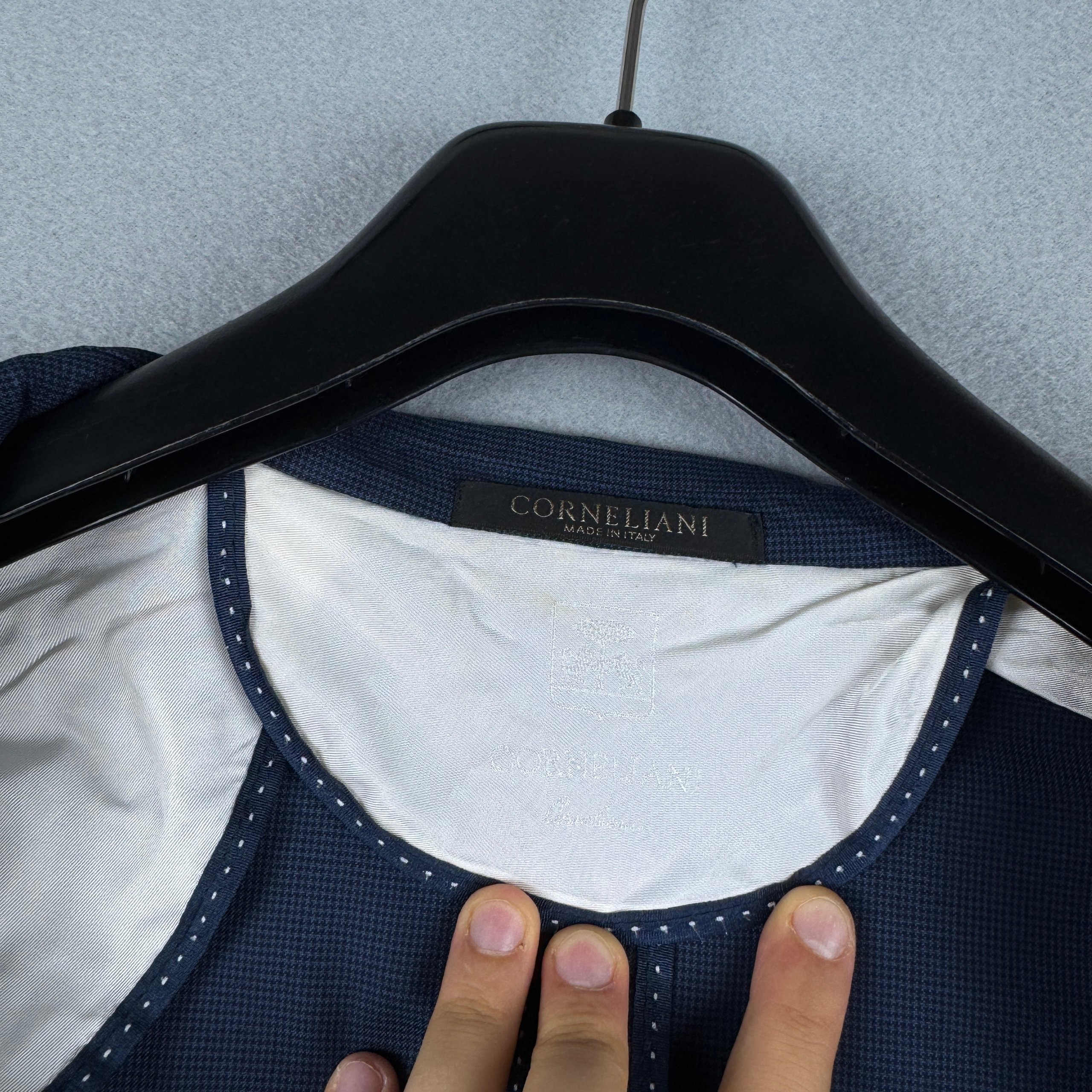 Corneliani Navy Micro Check Super 110`s Wool Blazer Size 52 / L image 9